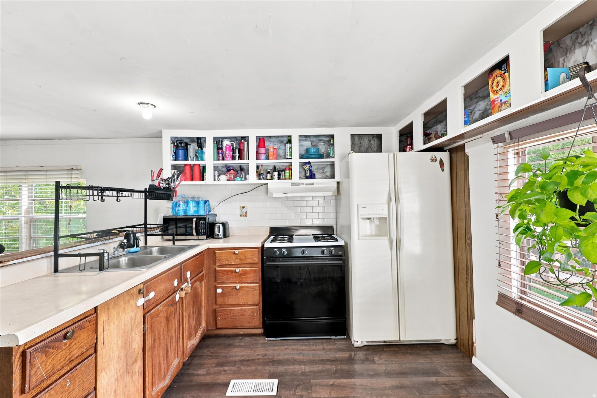 1150 N 200 W #19