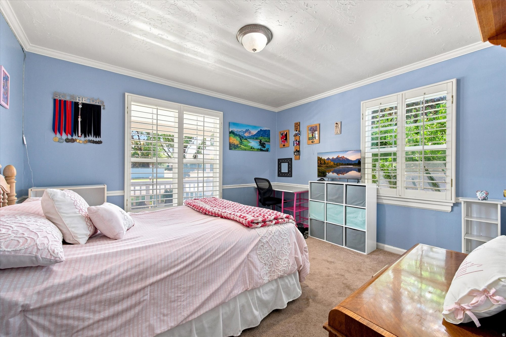 171 E MOUNTAIN VIEW DR