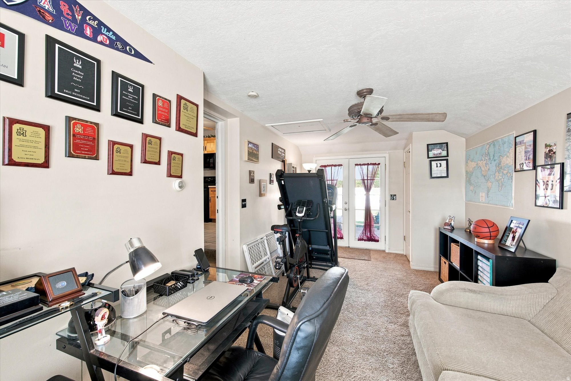 171 E MOUNTAIN VIEW DR