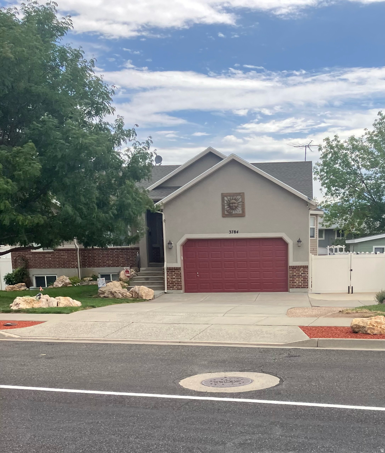 3784 S PARKER DR