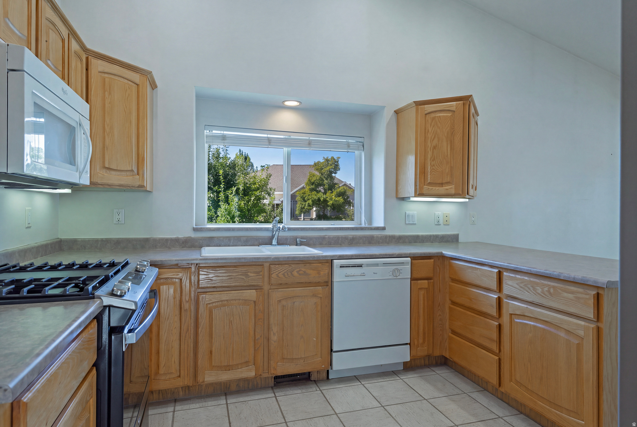 1624 W SIENA CIR