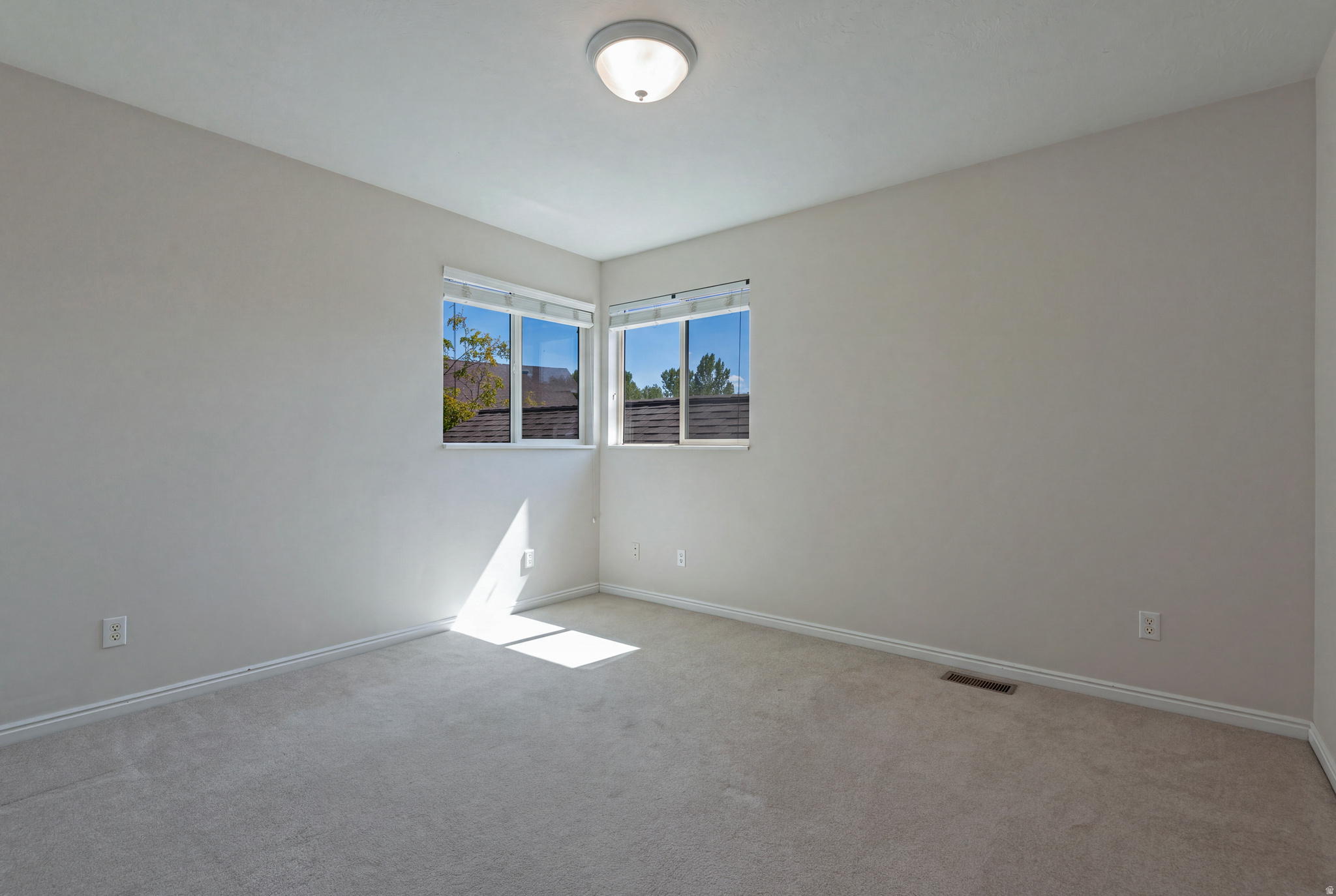 1624 W SIENA CIR