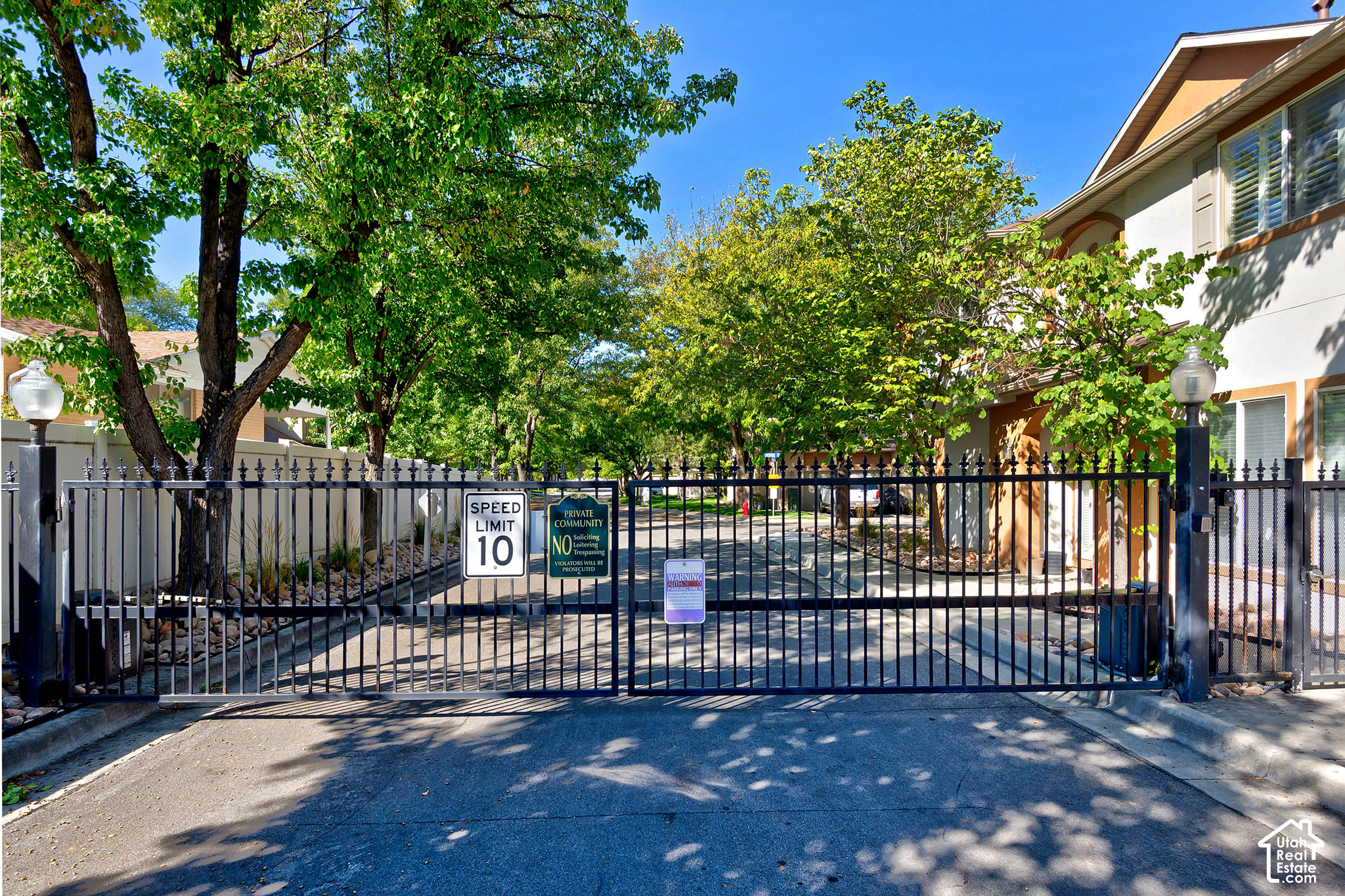 4584 S SIENNA CT