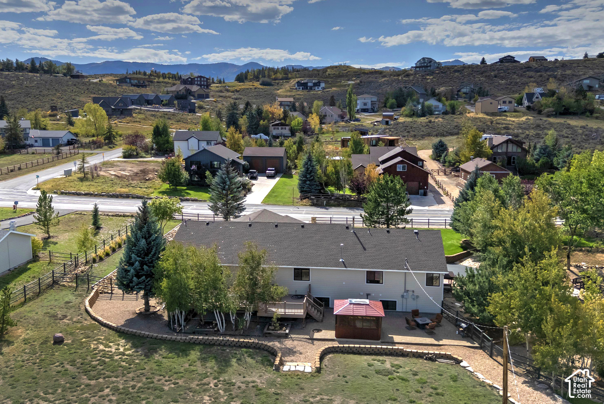 6340 HIGHLAND DR