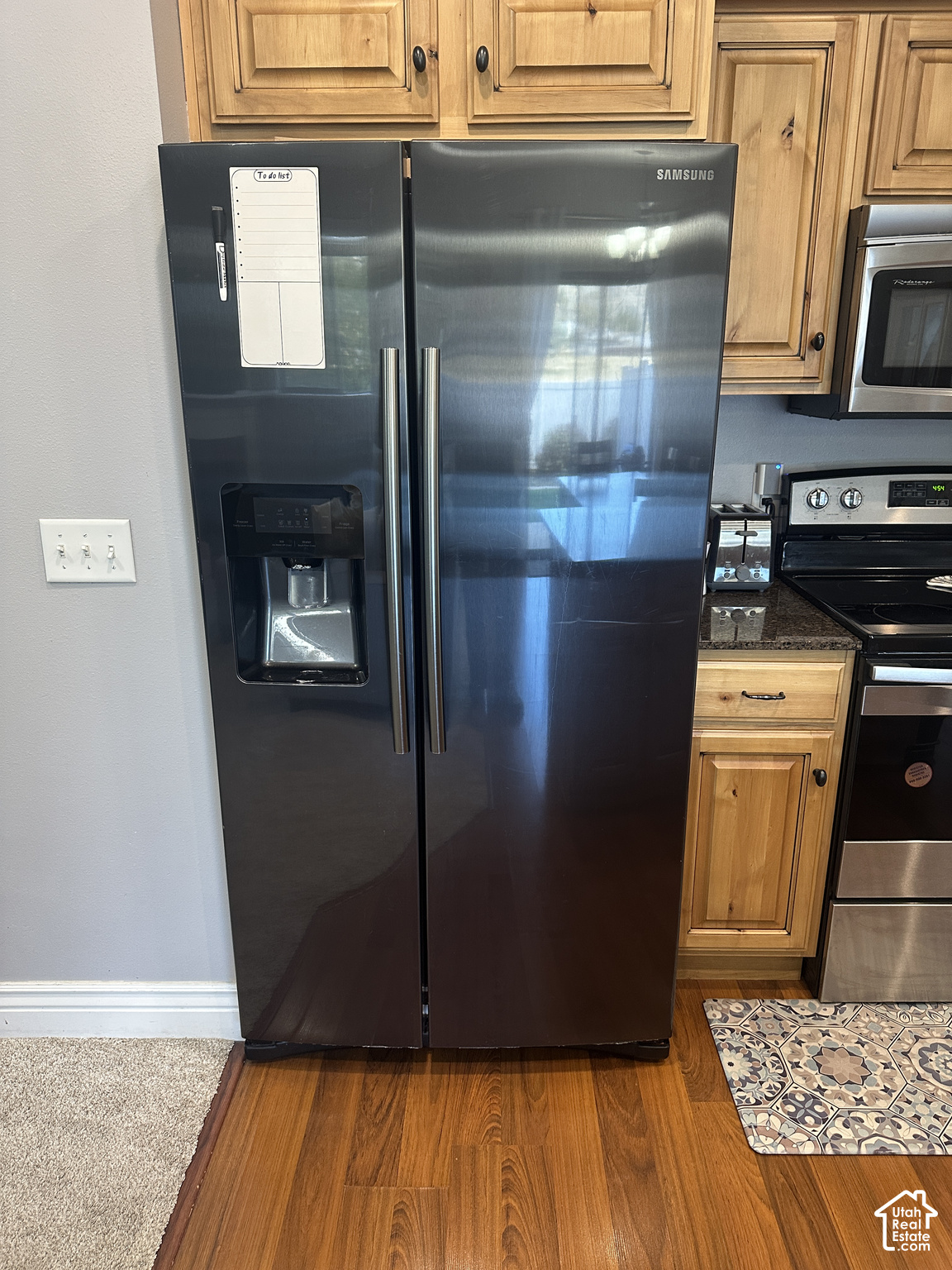 225 E 700 N