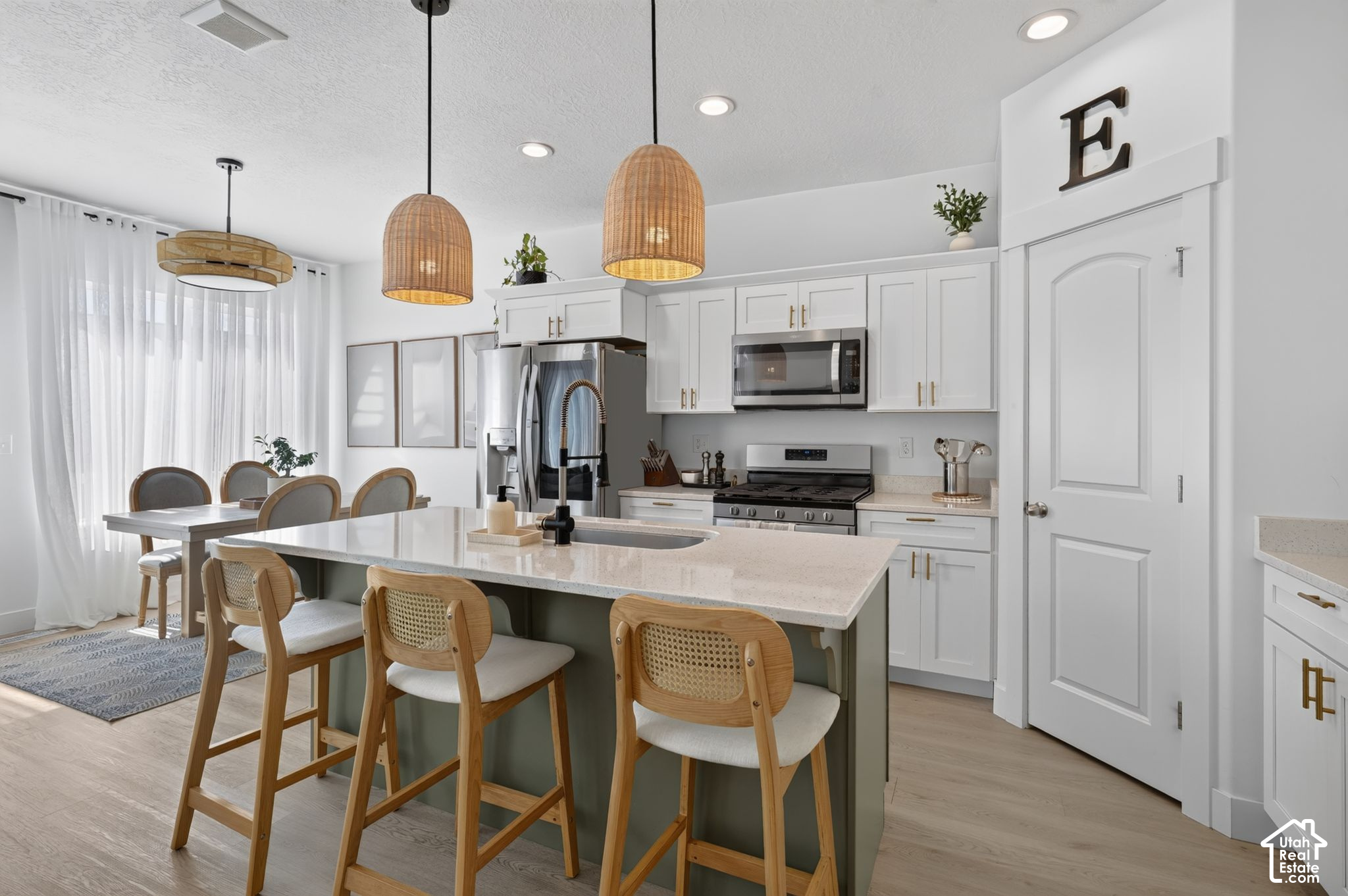 1301 W CAINE DR