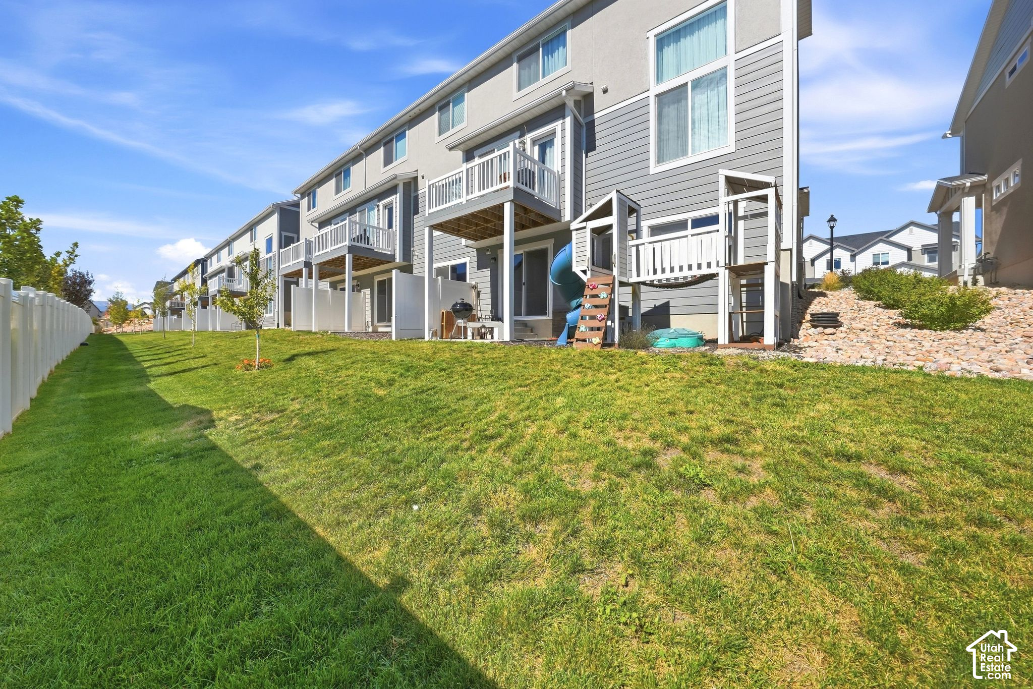 1301 W CAINE DR