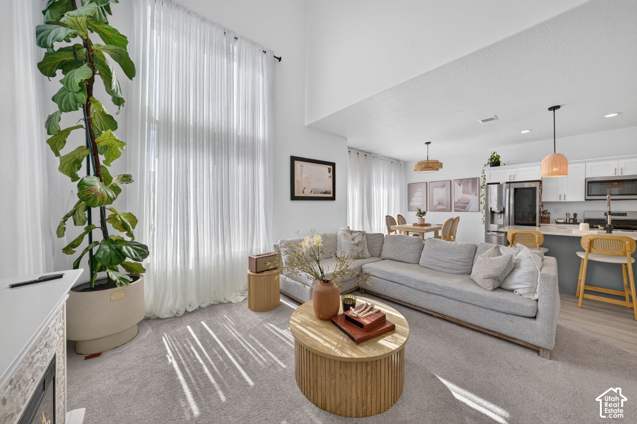 1301 W CAINE DR