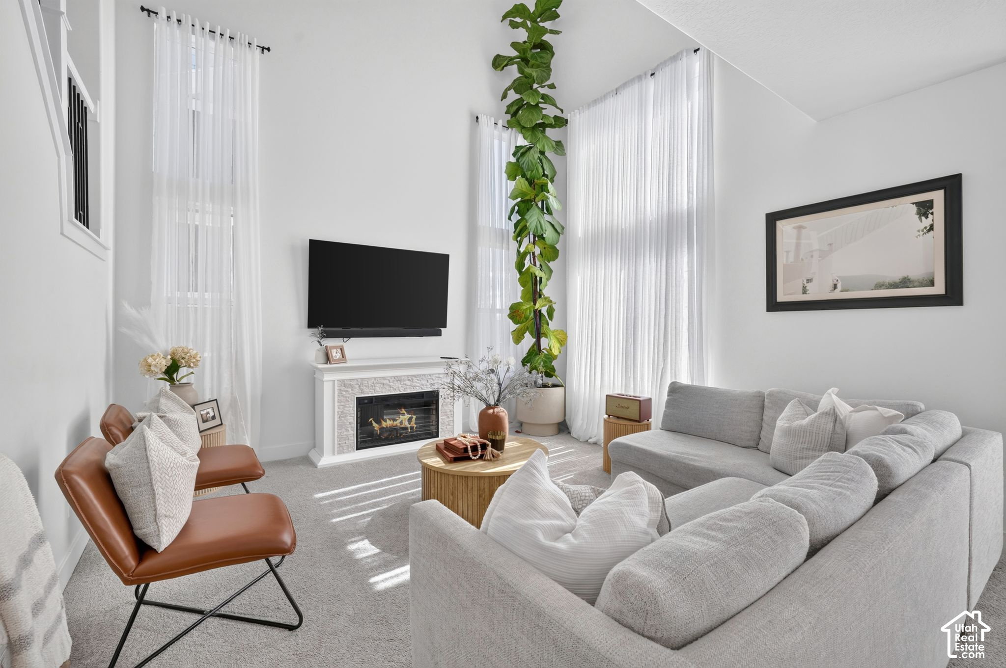 1301 W CAINE DR