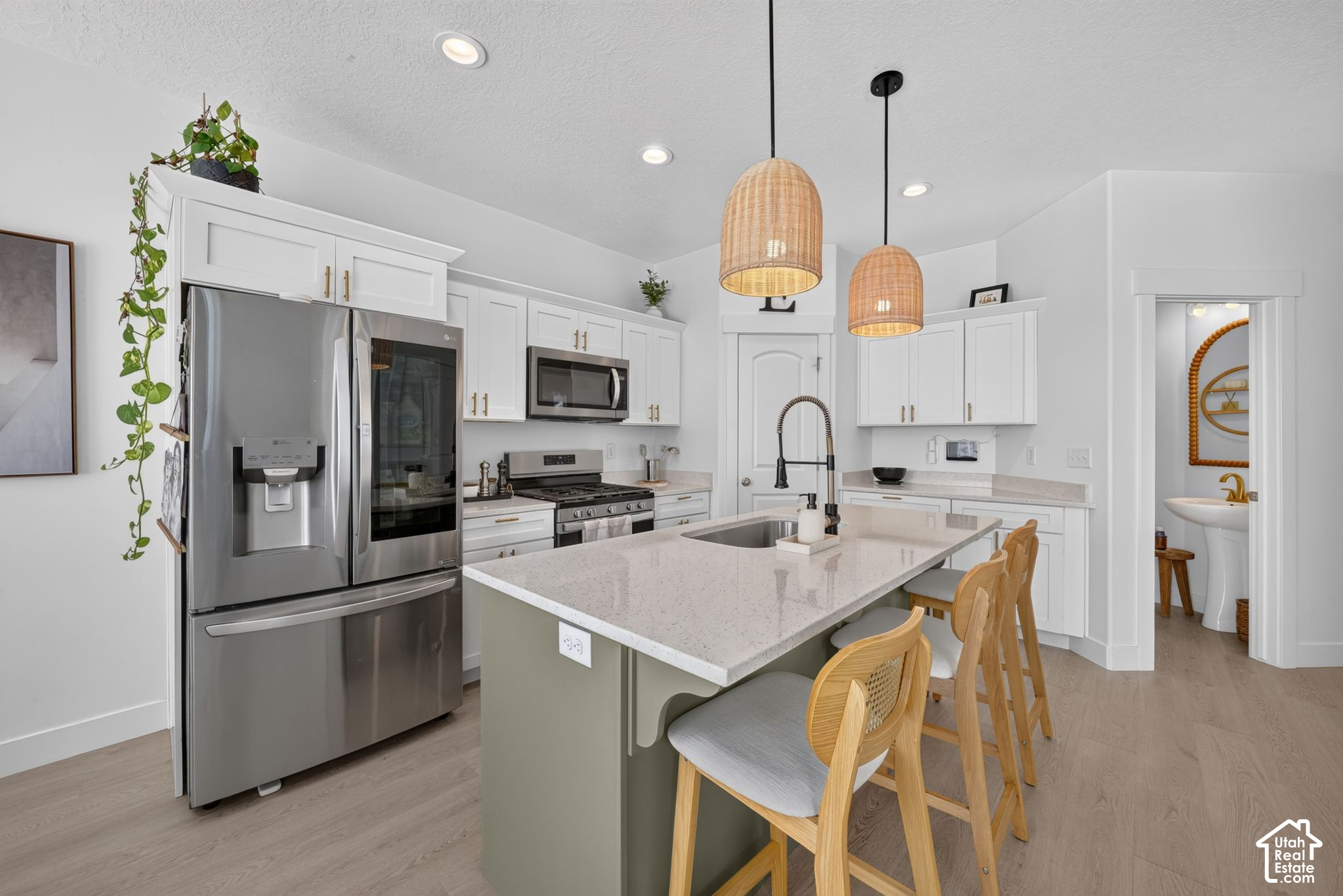 1301 W CAINE DR