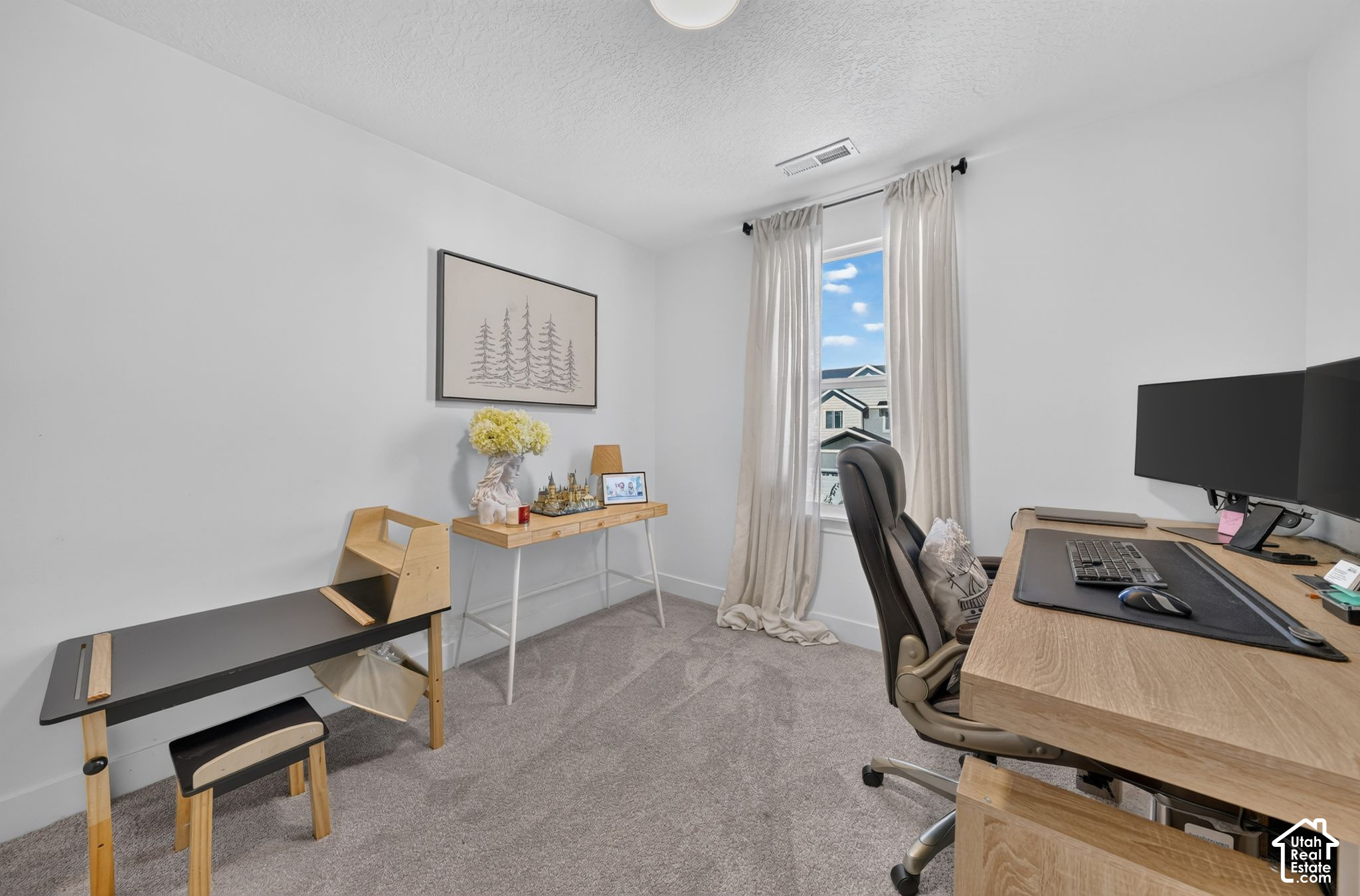 1301 W CAINE DR