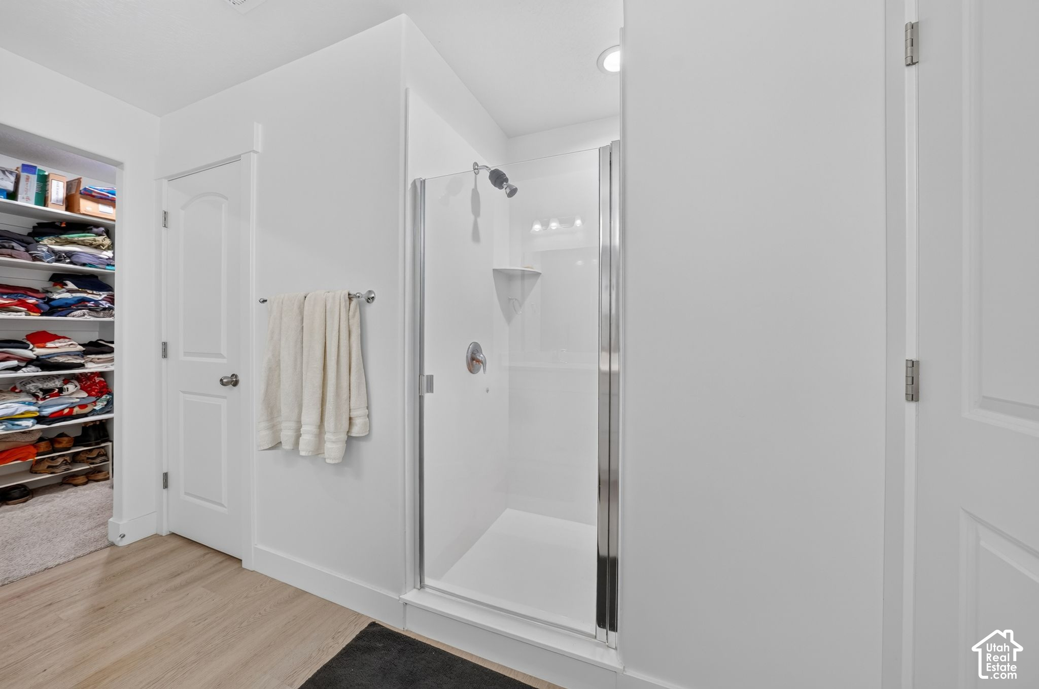 1301 W CAINE DR