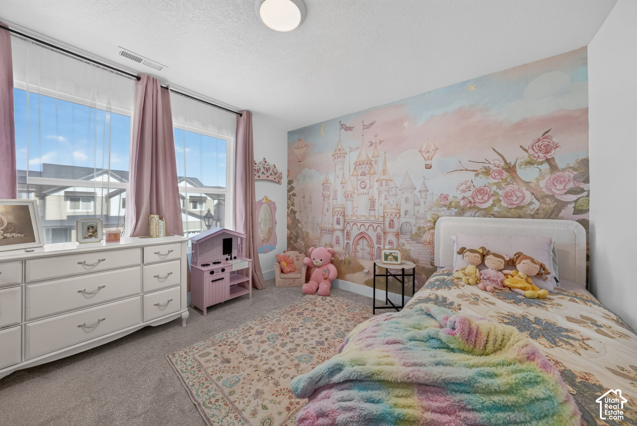1301 W CAINE DR