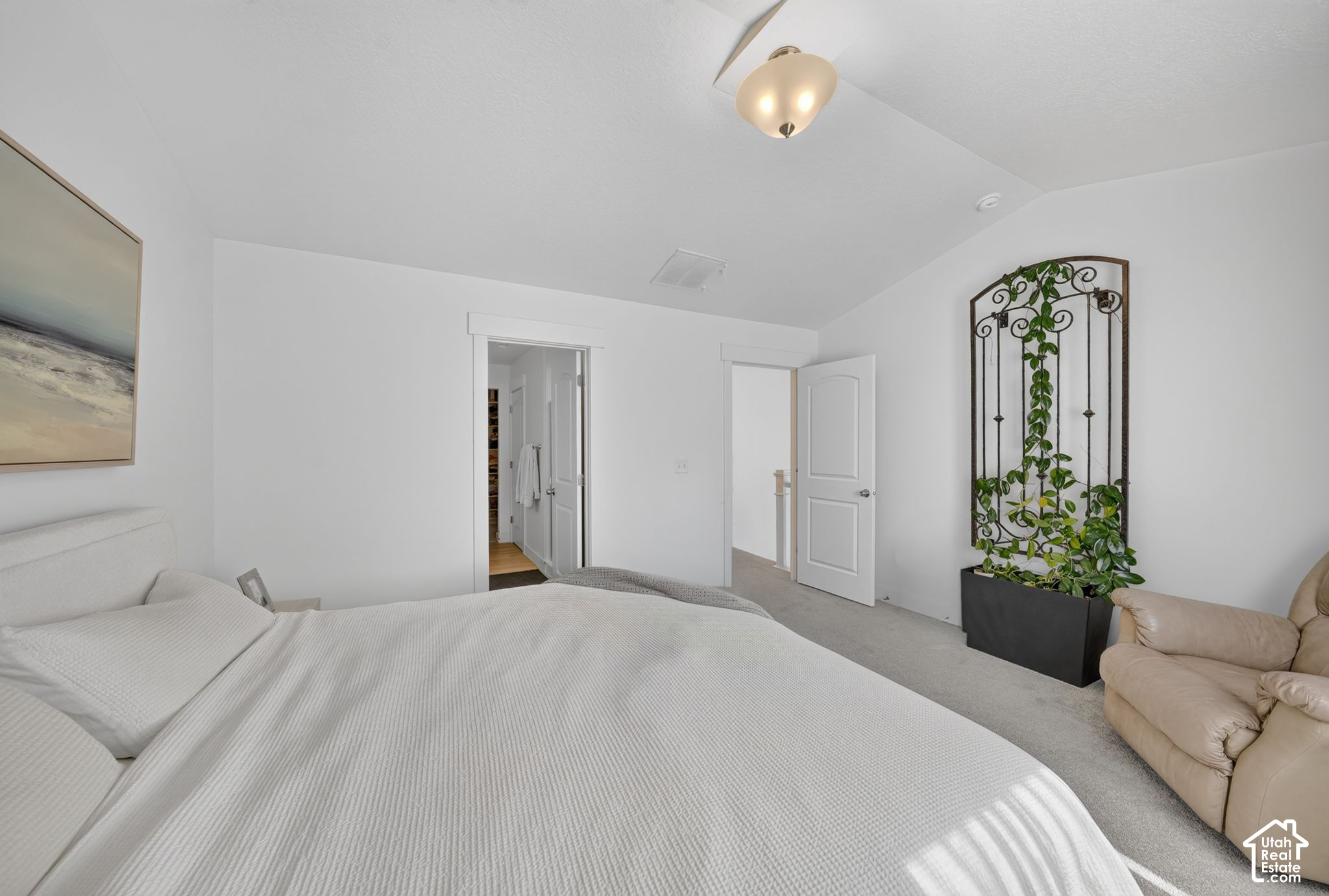 1301 W CAINE DR
