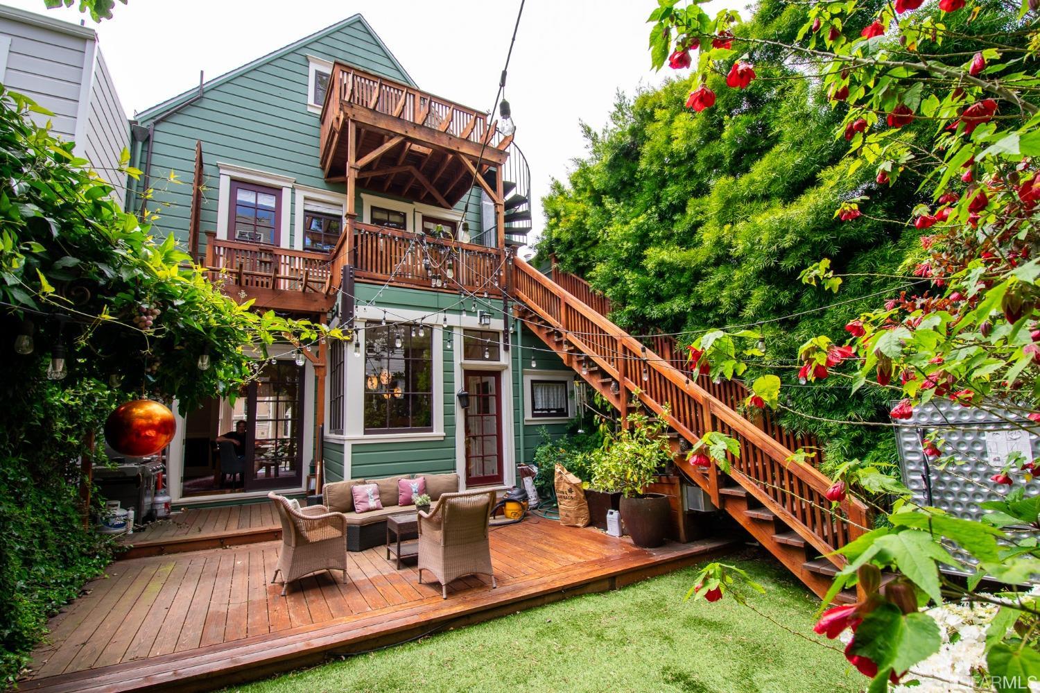 220 Downey Street
