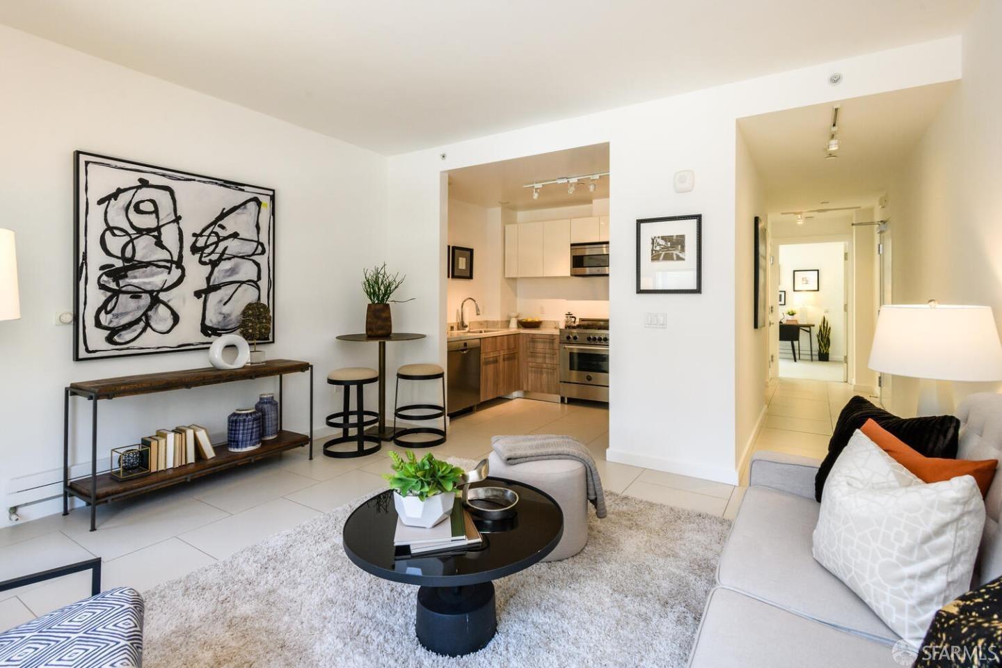 1868 Van Ness Avenue Unit: 206