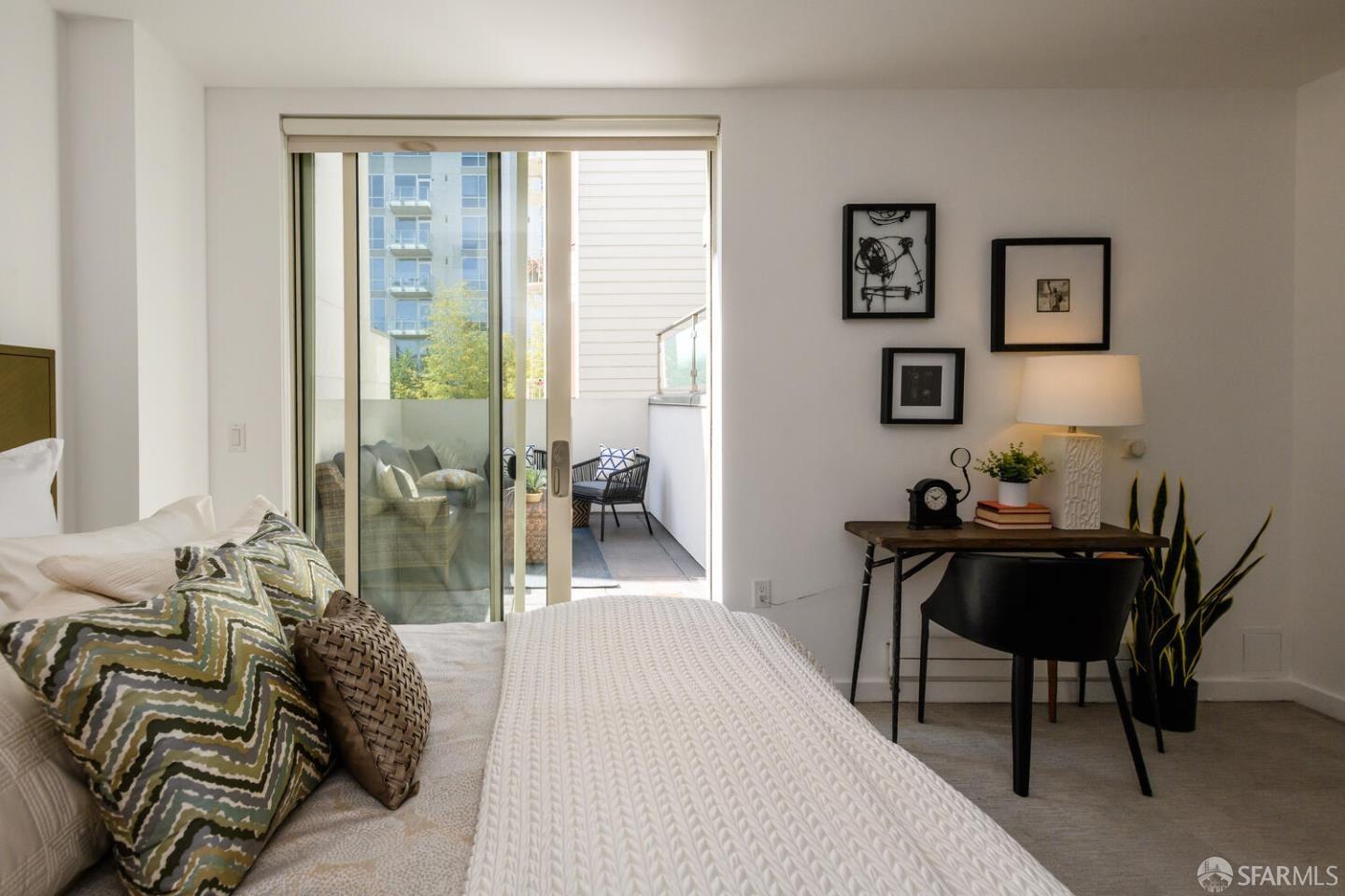 1868 Van Ness Avenue Unit: 206