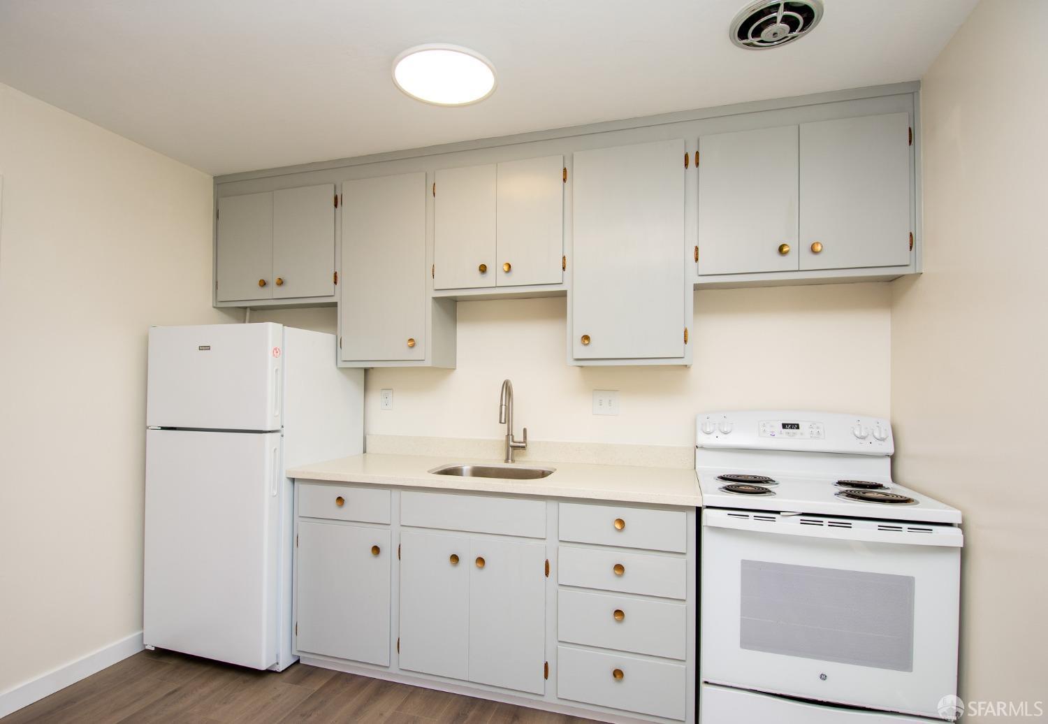 235 19th Avenue # 2