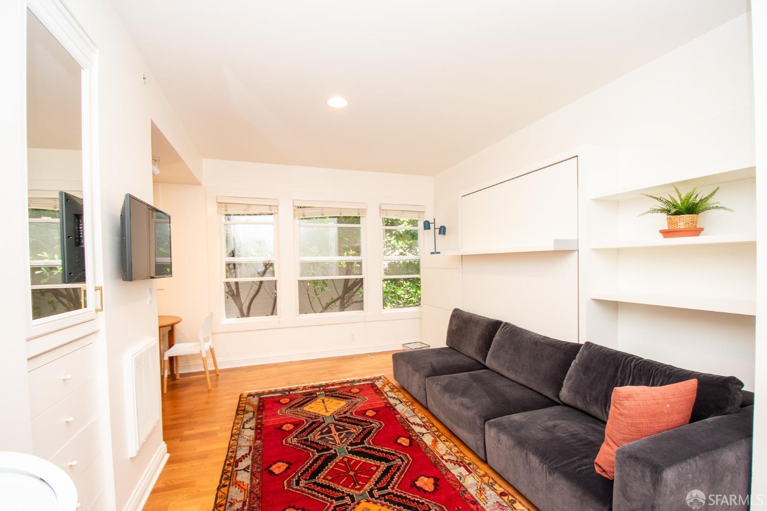 725 Pine Street # 207