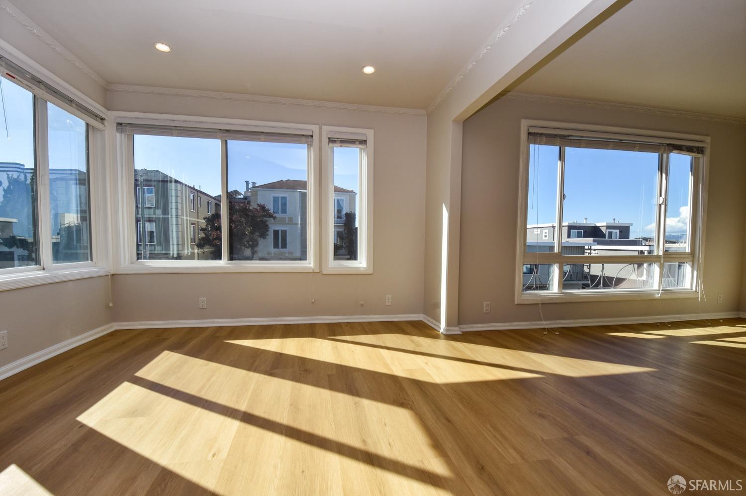 54 Barcelona Avenue