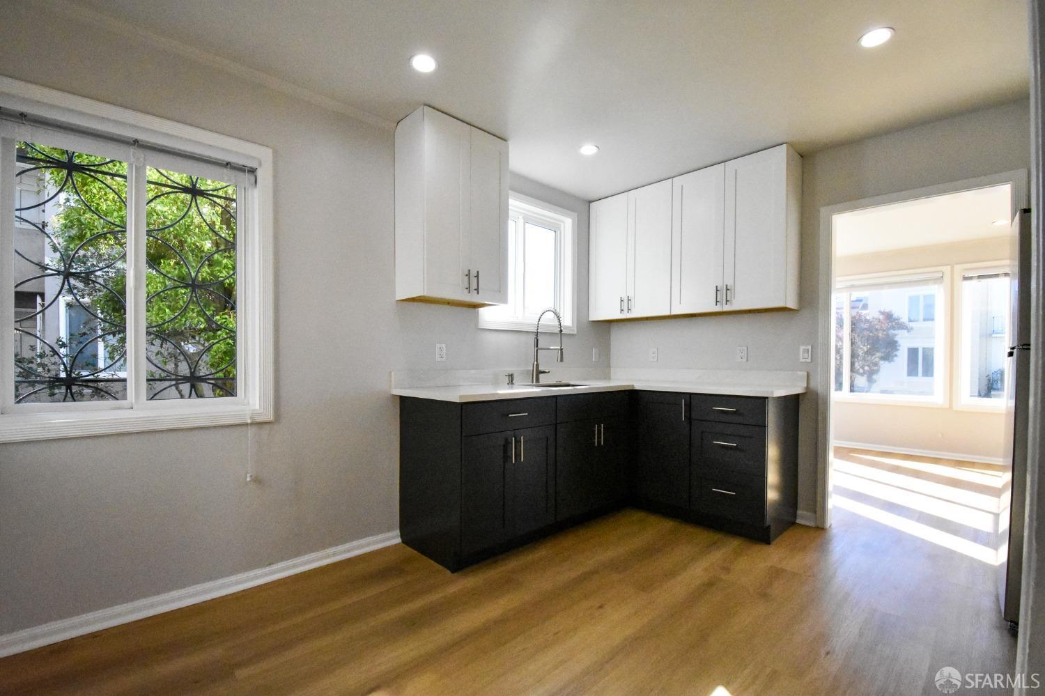 54 Barcelona Avenue