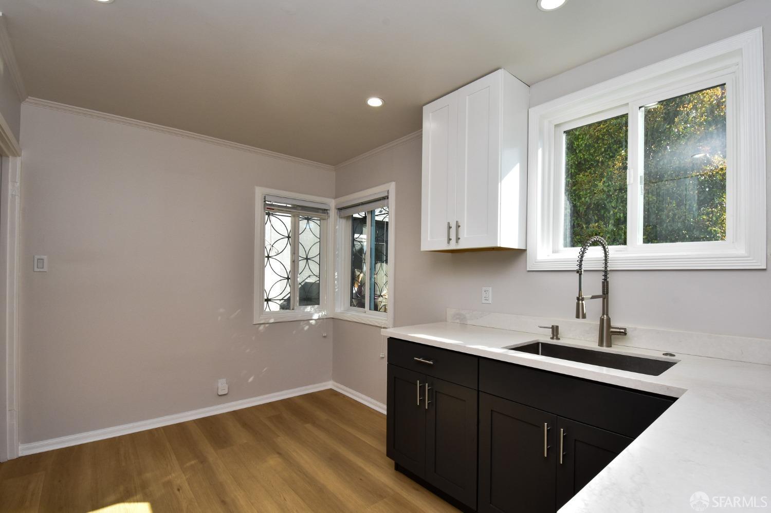 54 Barcelona Avenue