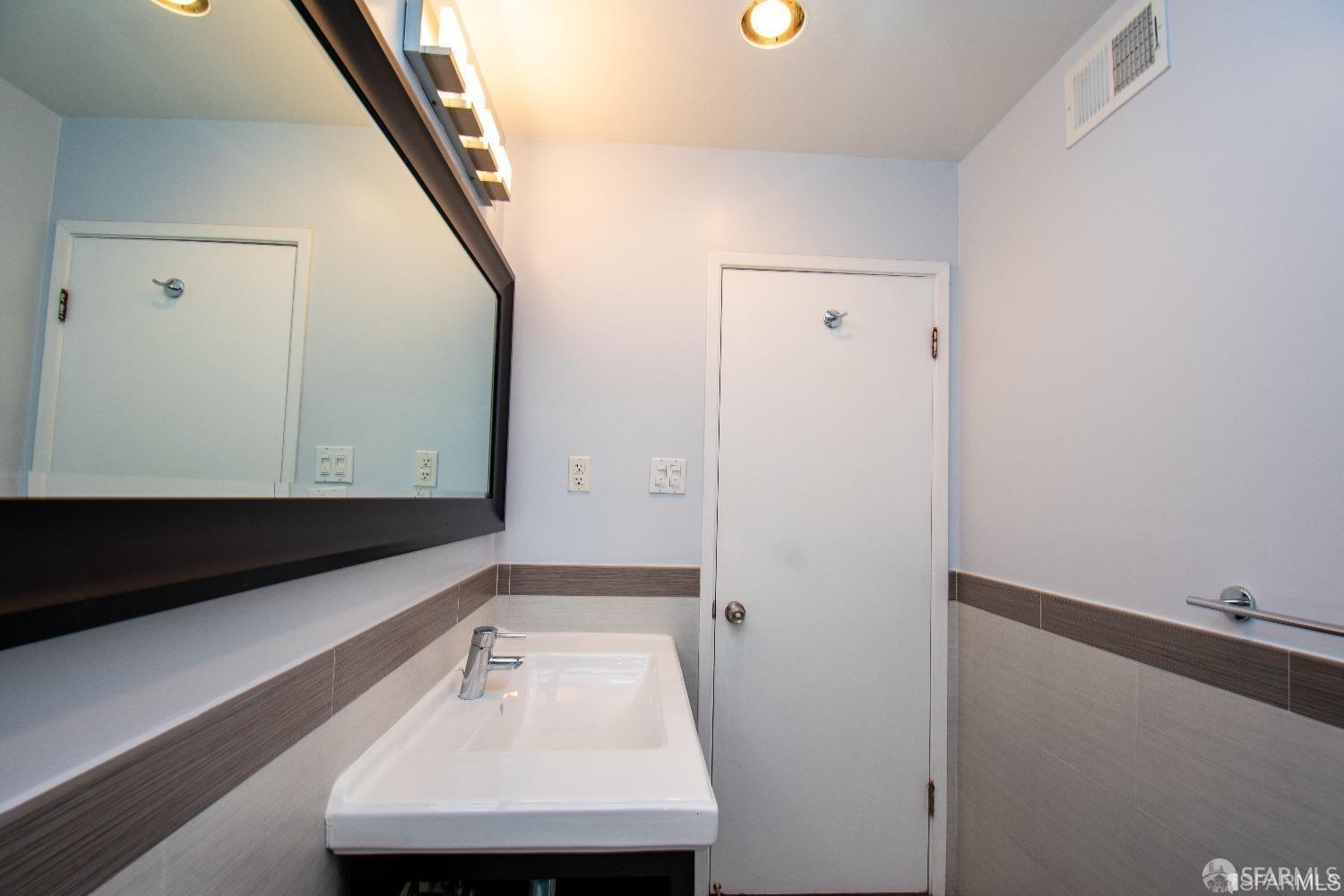 459 Jersey Street # 2