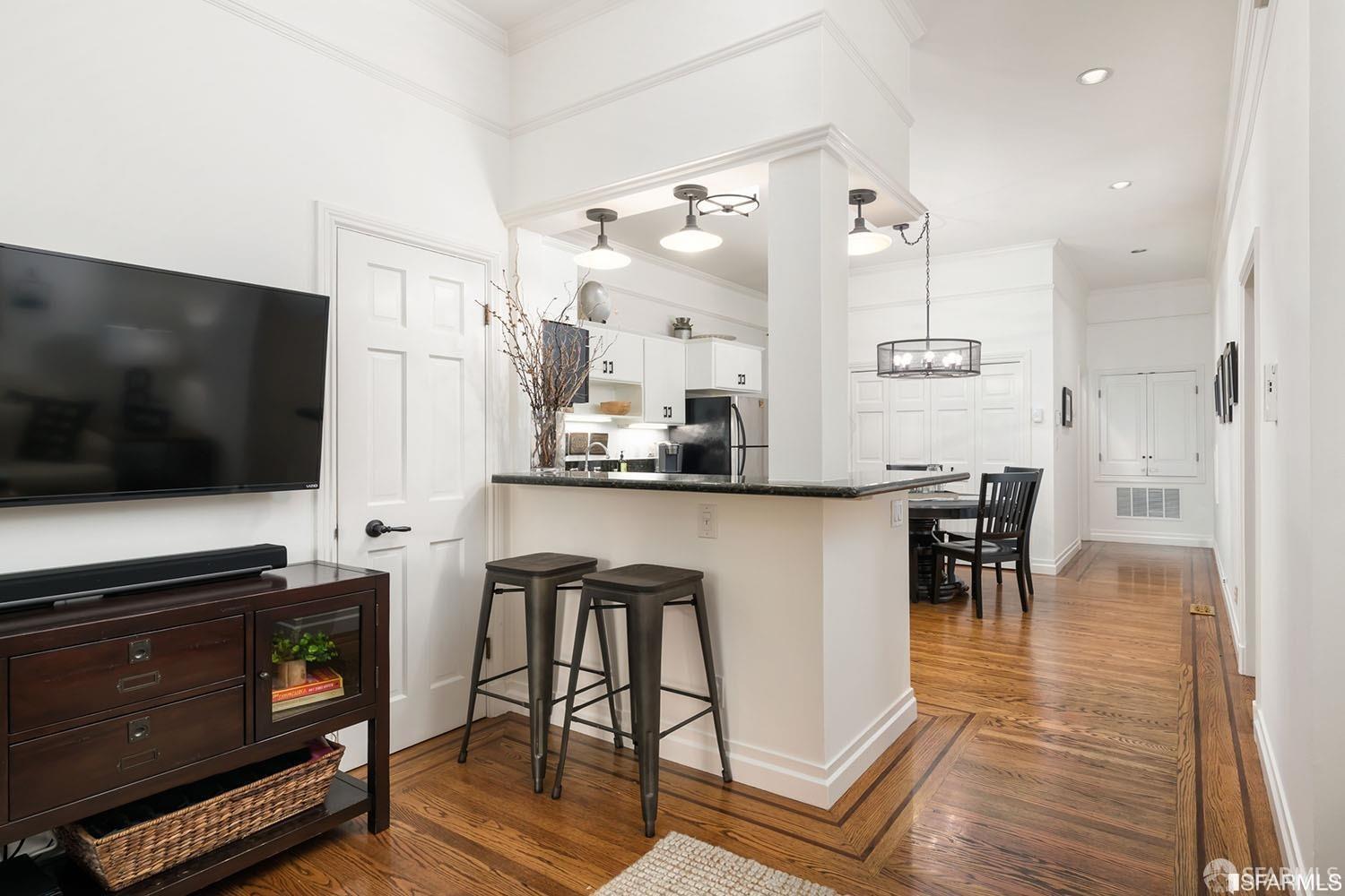 2386 Union Street # 4