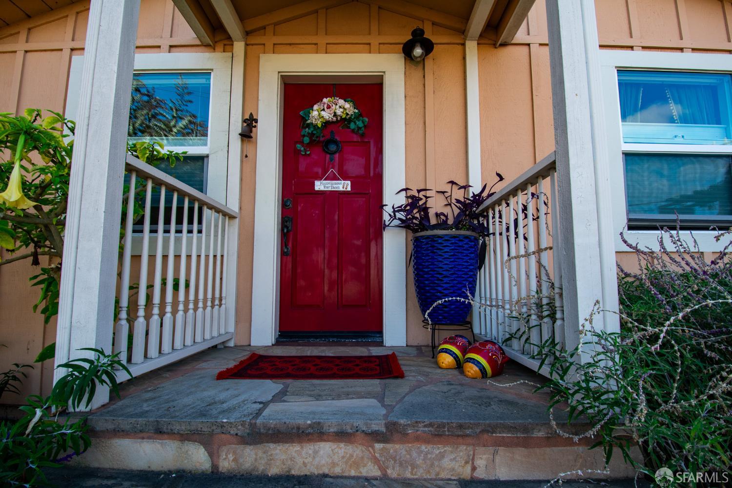 40 Encina Avenue