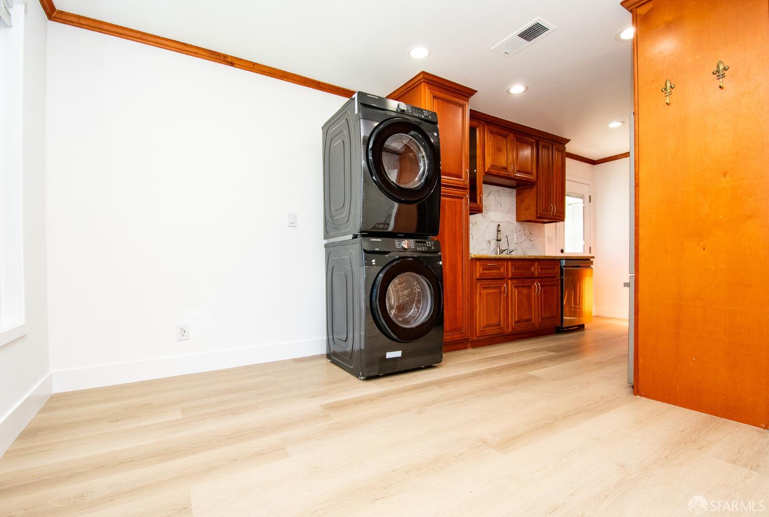 1099 Bradford Drive, Sunnyvale