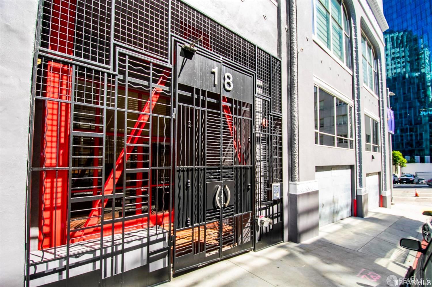 18 Lansing Street # 101