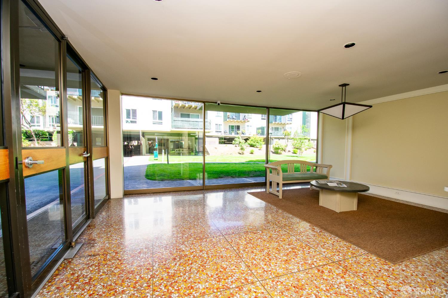 816 N Delaware Street # 402