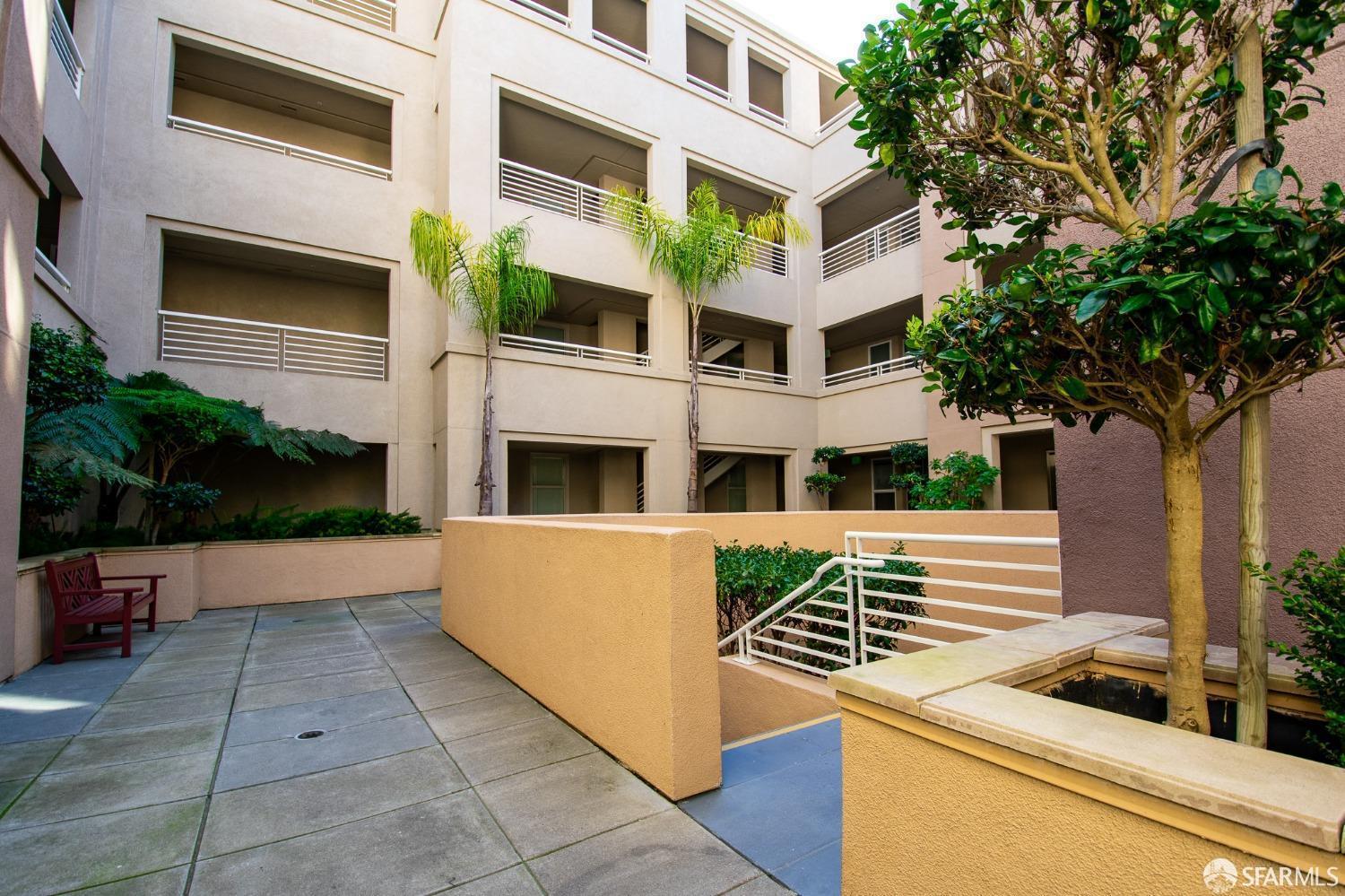 101 Crescent Way # 2111