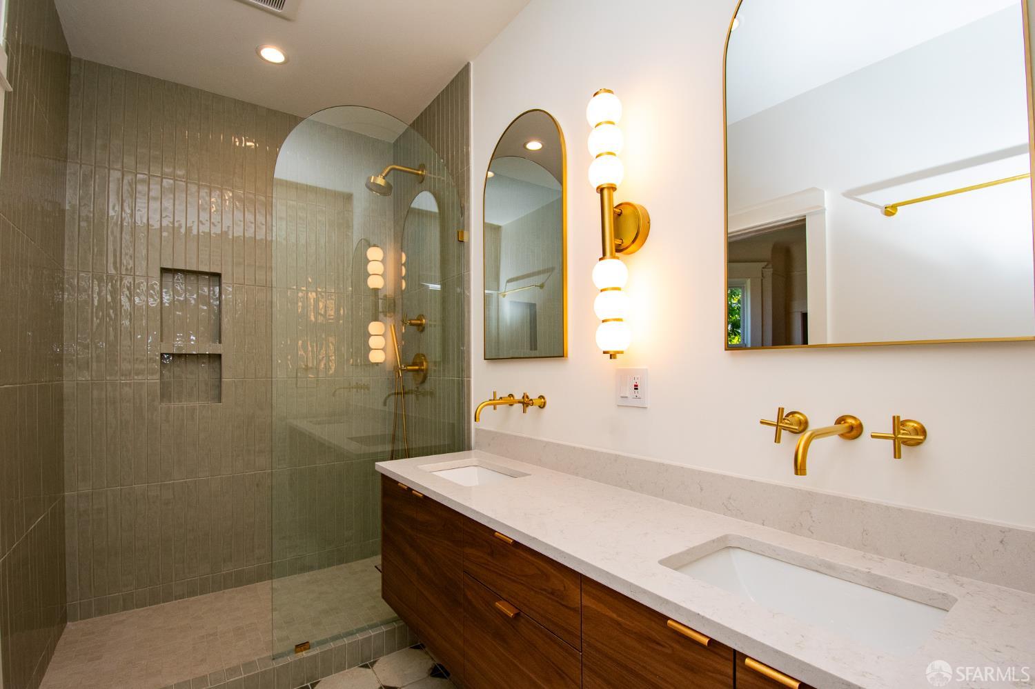 1 Hoffman Avenue # 1C