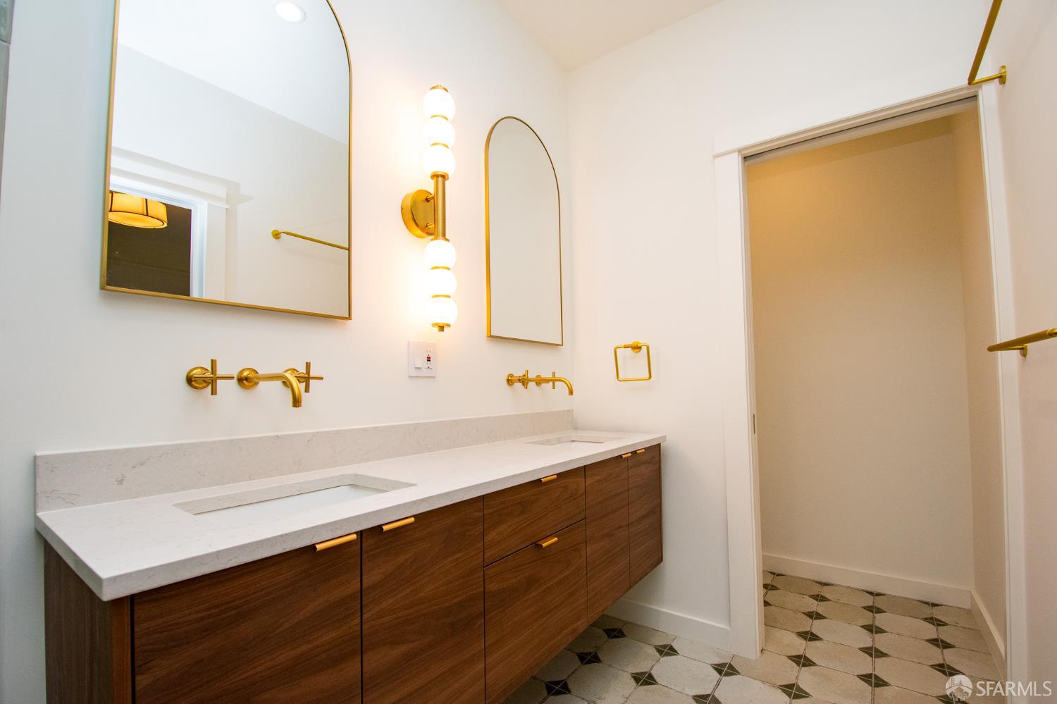 1 Hoffman Avenue # 1C