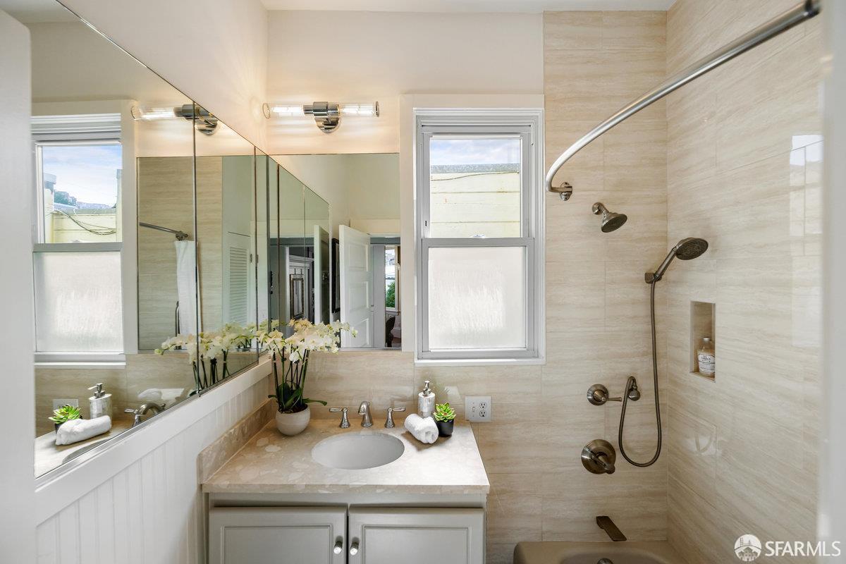 1 Hoffman Avenue # 1C