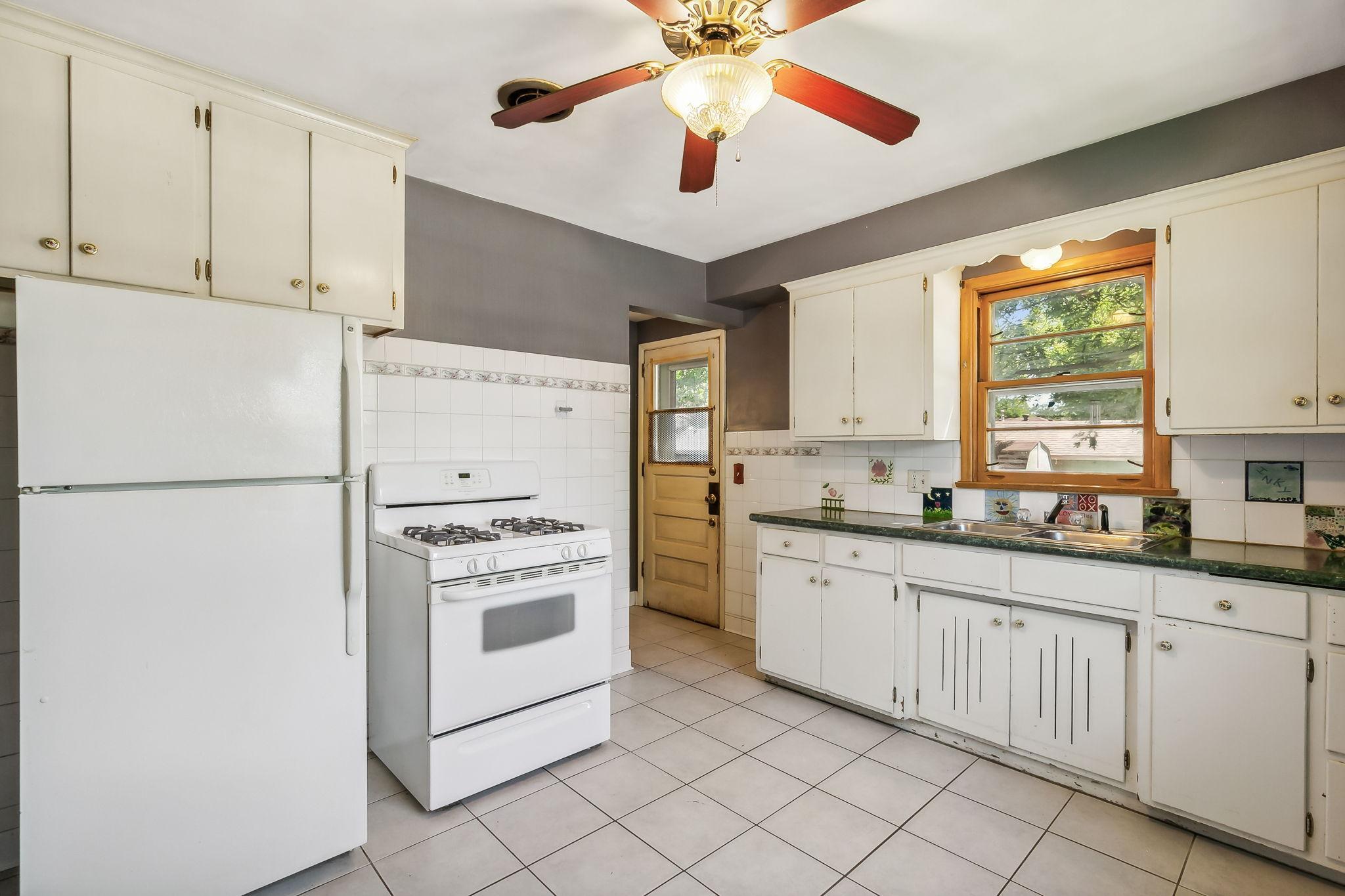 3701 Main Street NE