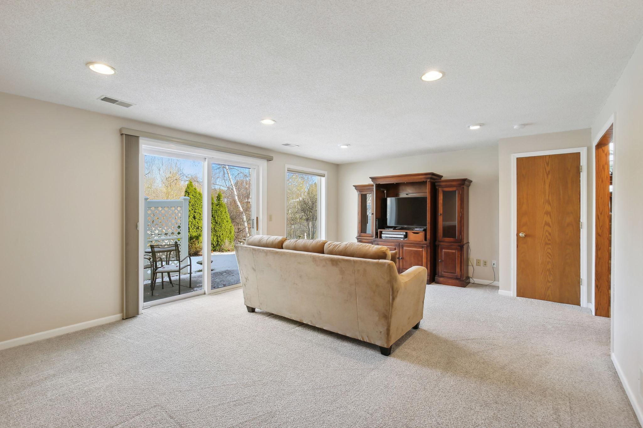 1697 146th Avenue NW