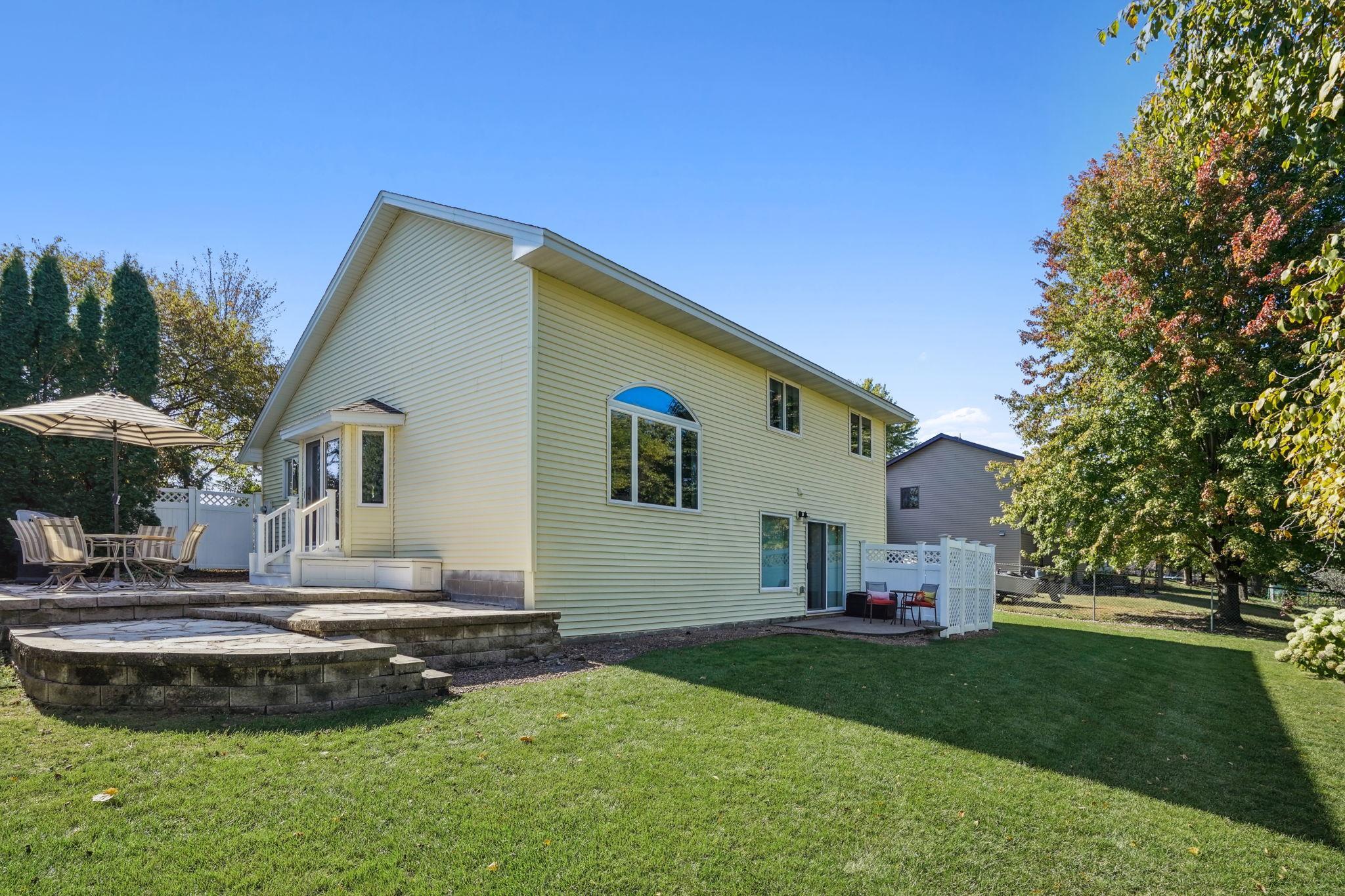 1697 146th Avenue NW