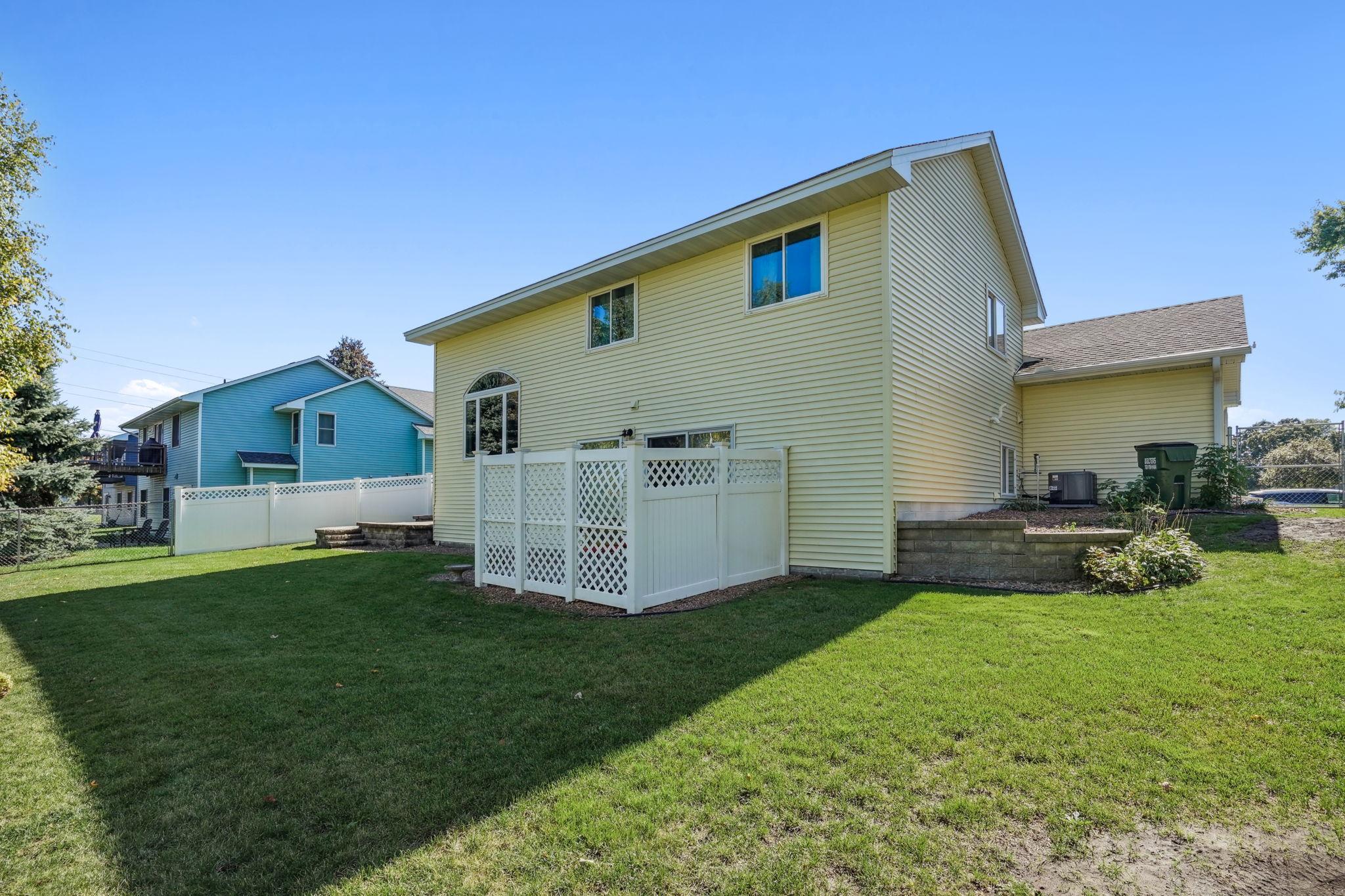 1697 146th Avenue NW