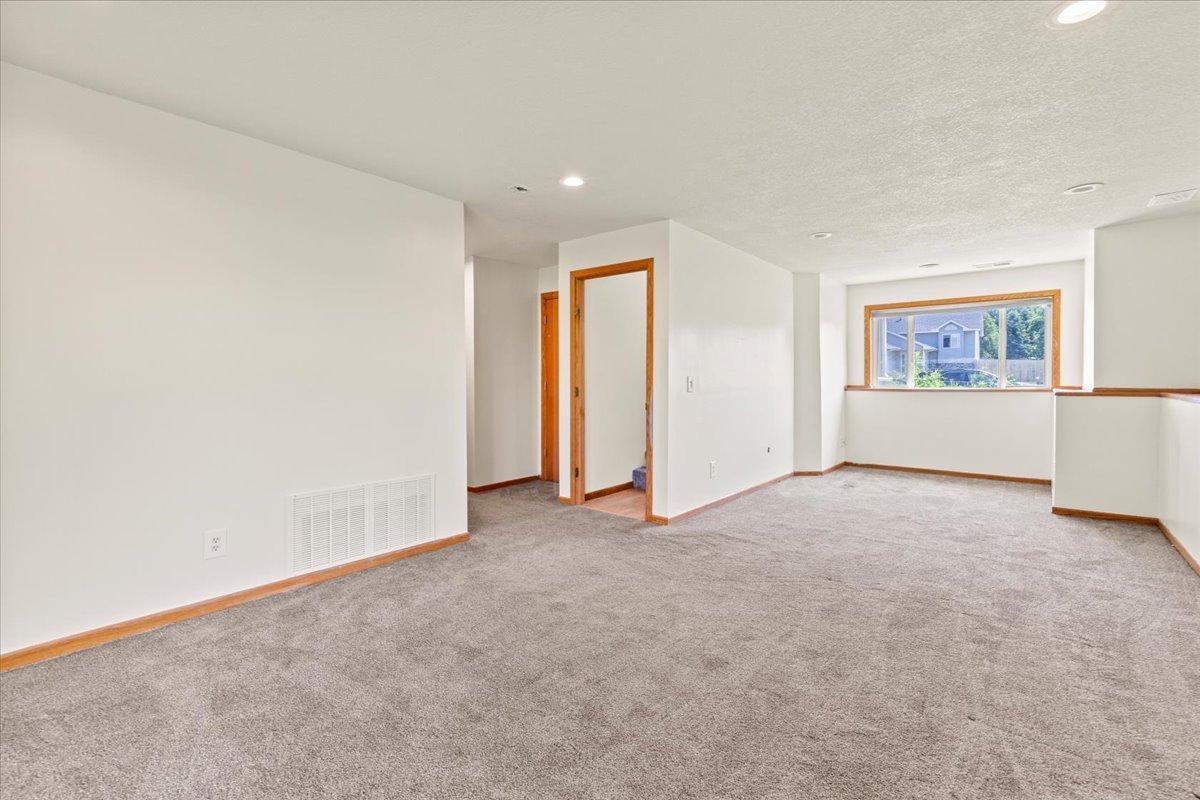 3455 Kahler Drive NE