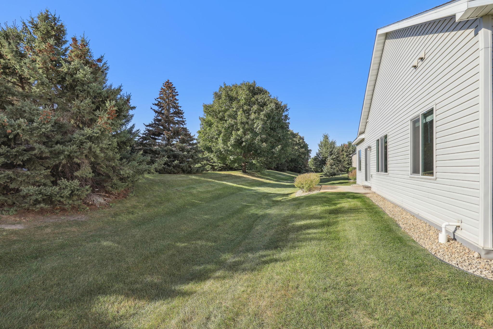 13635 Autumn Way