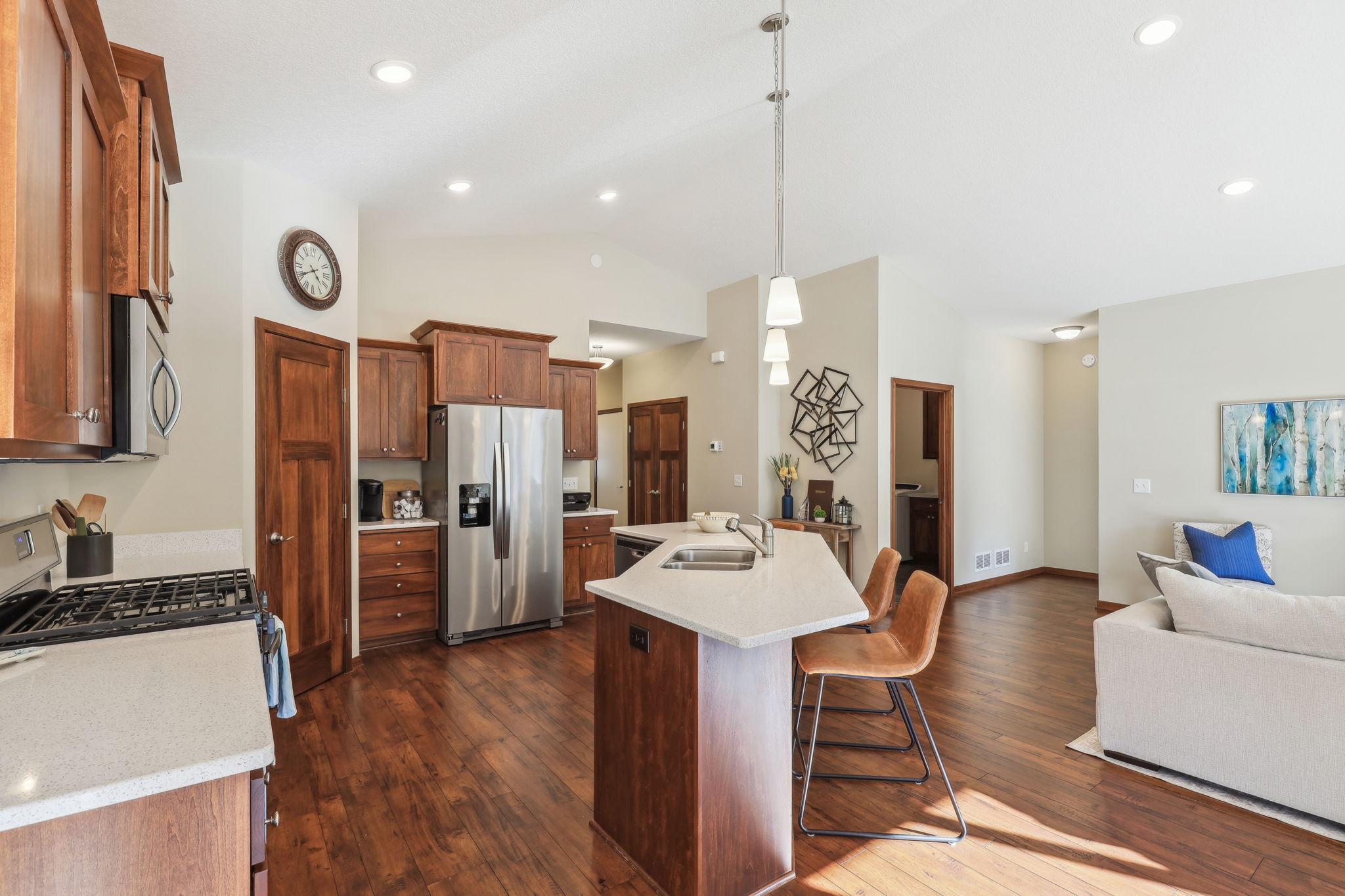 13635 Autumn Way