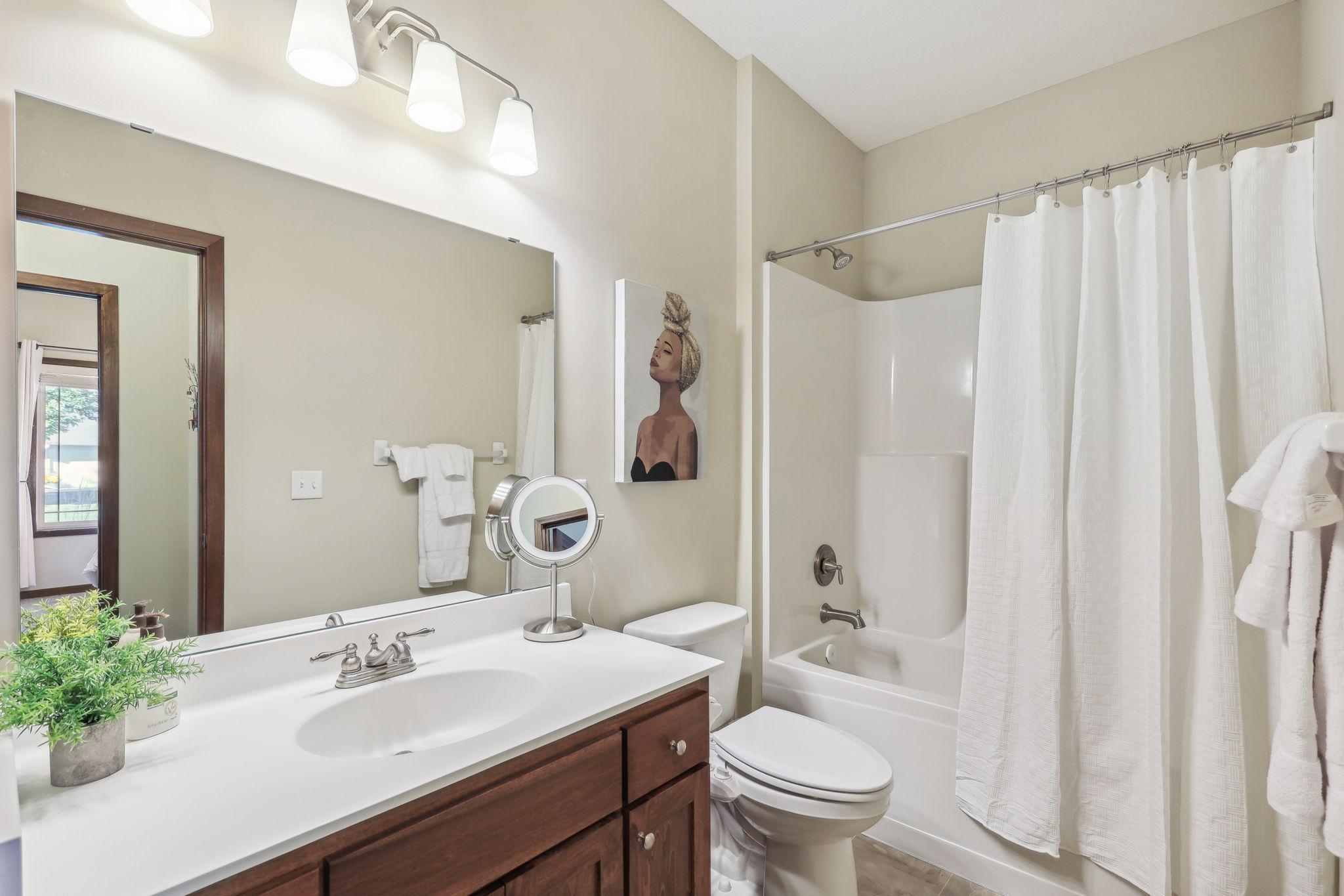 13635 Autumn Way