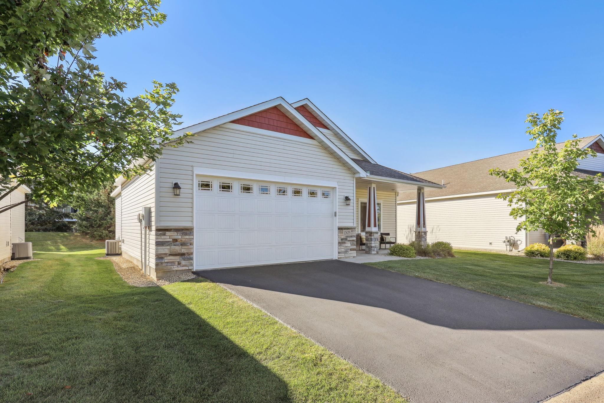 13635 Autumn Way