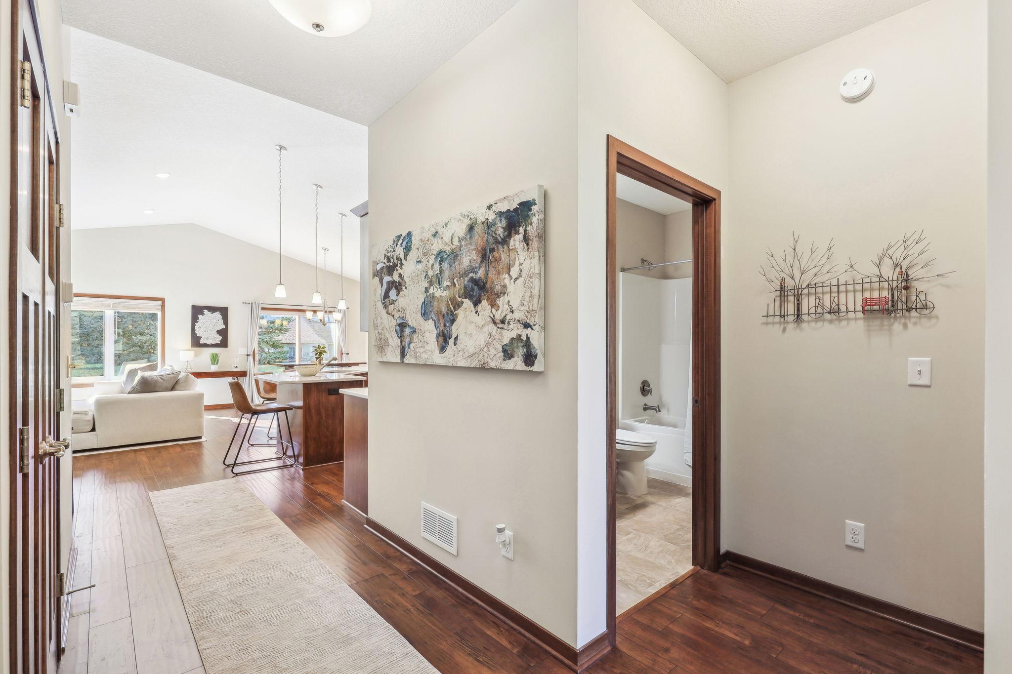 13635 Autumn Way