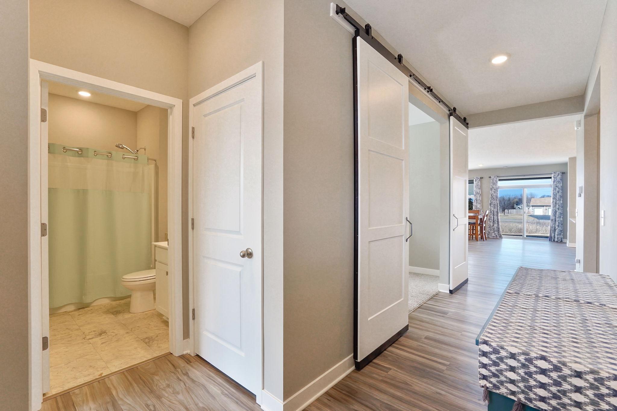 19336 Grass Lake Trail