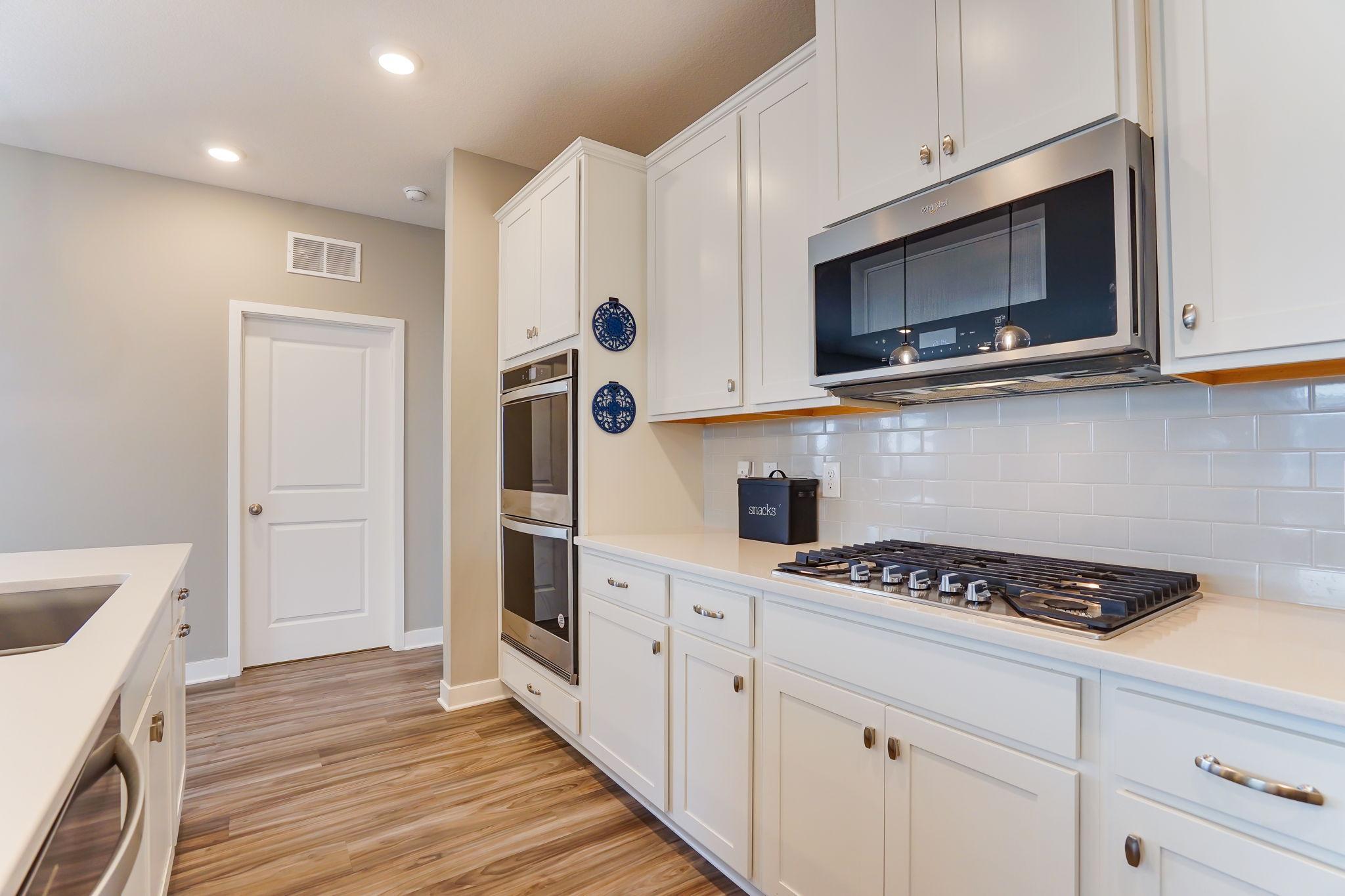 19336 Grass Lake Trail
