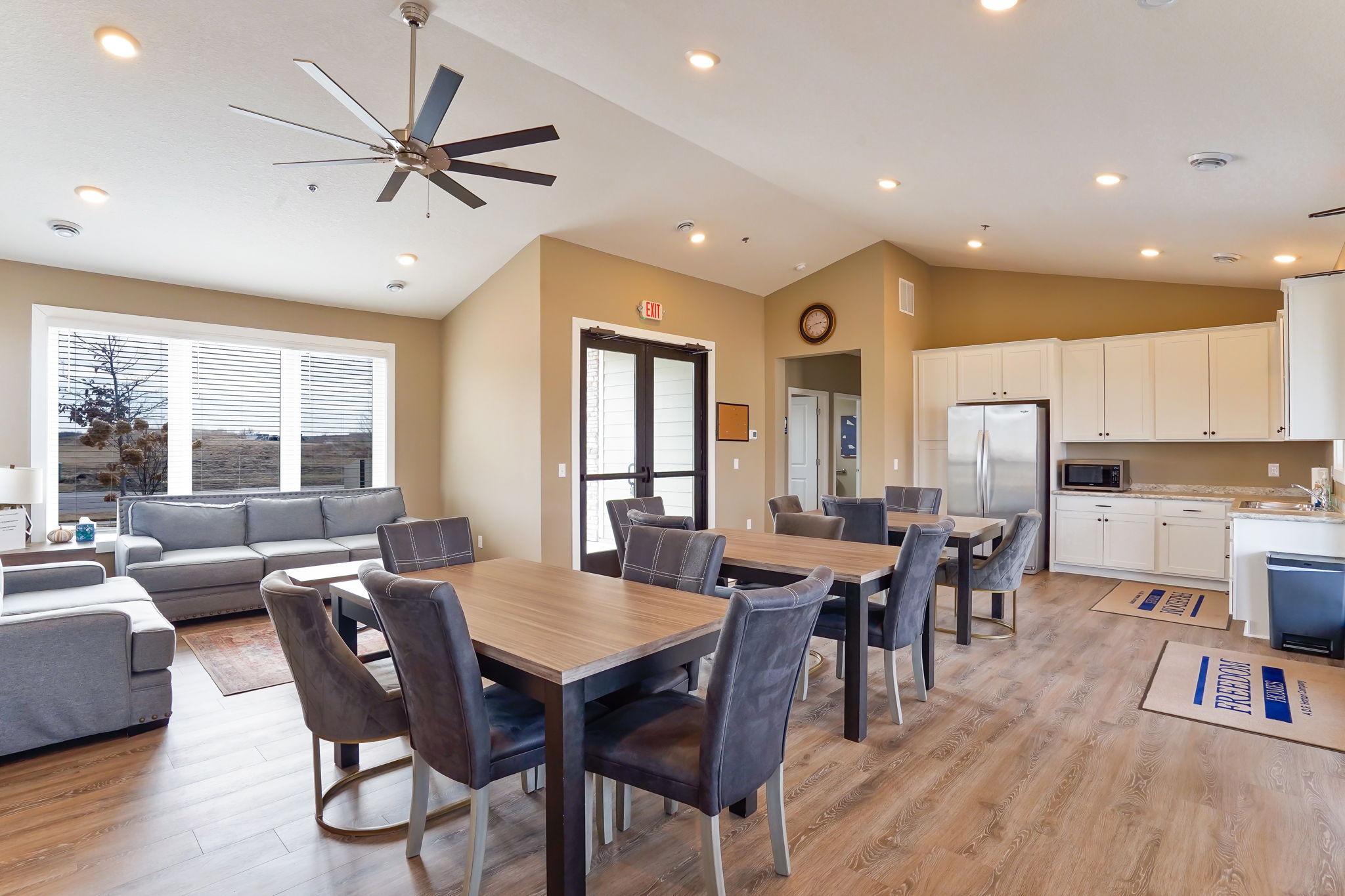 19336 Grass Lake Trail