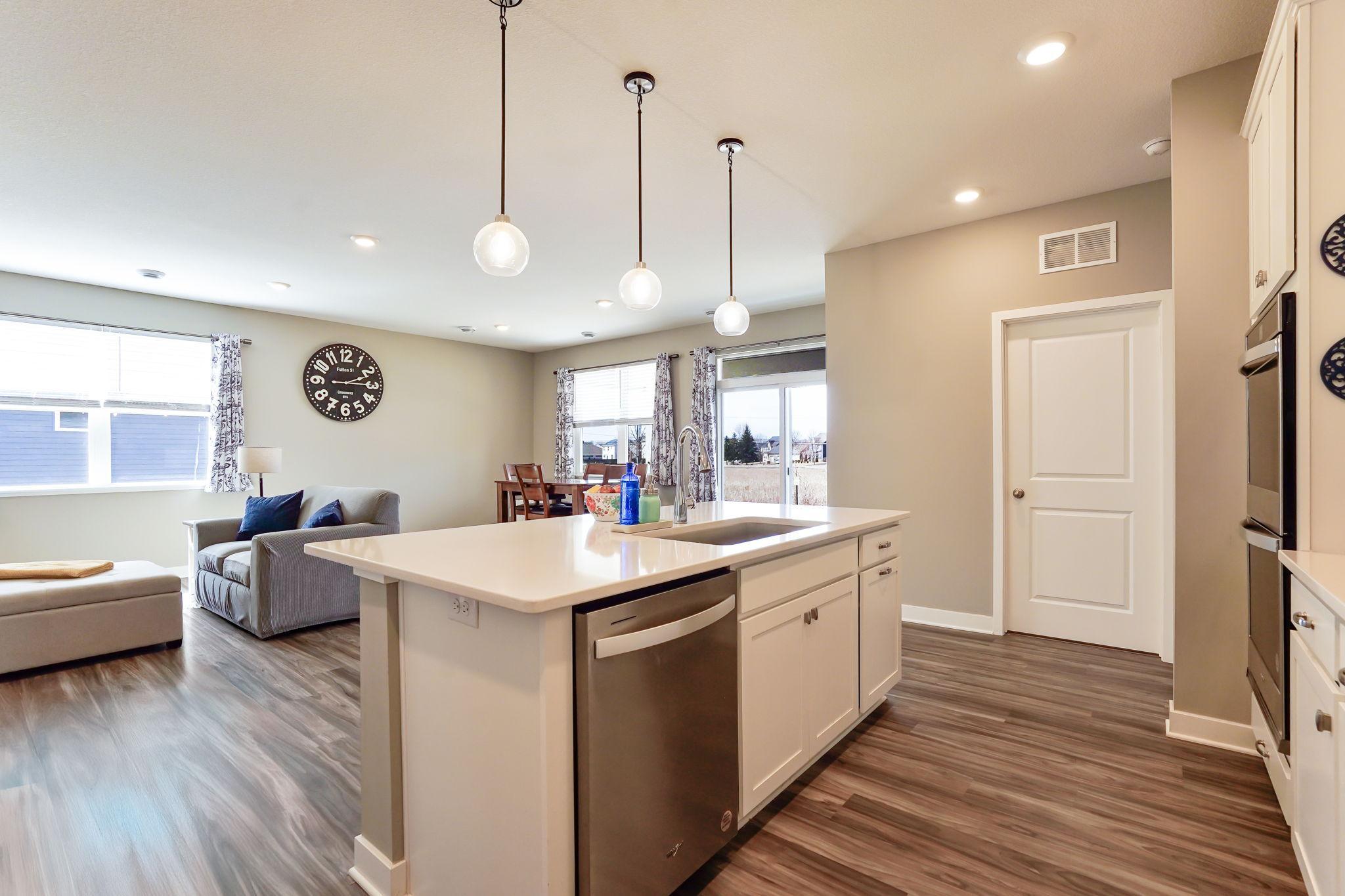 19336 Grass Lake Trail